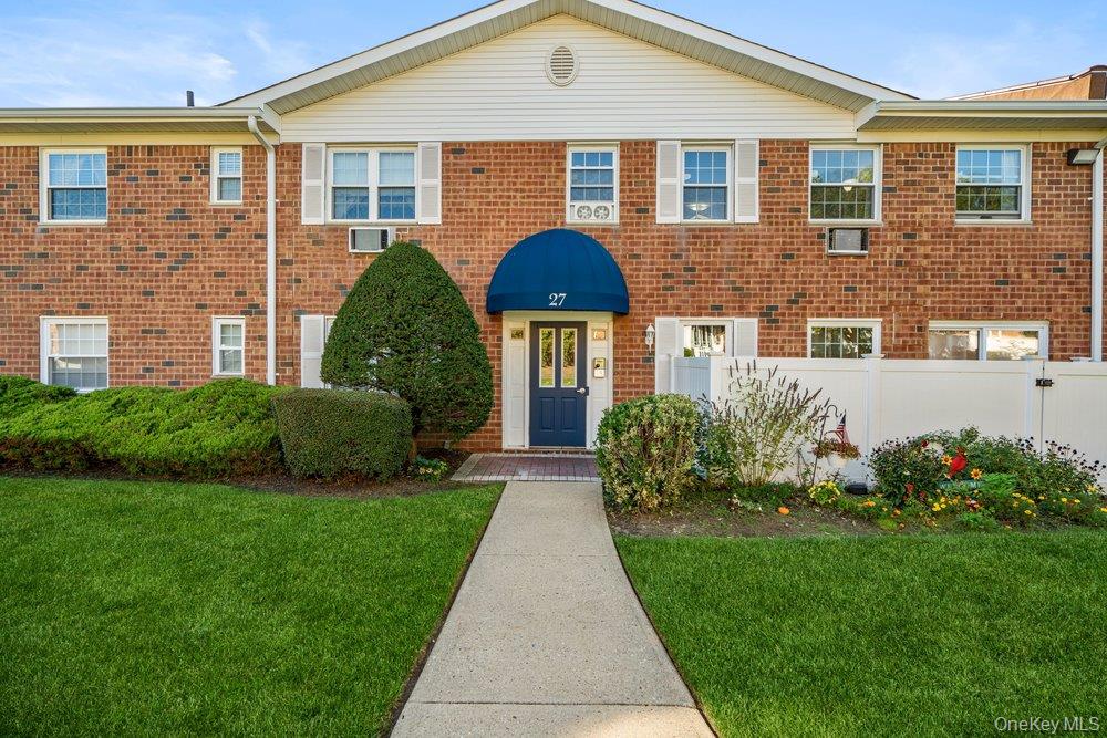 460 Old Town Road Unit 27L, Port Jefferson Station NY 11776