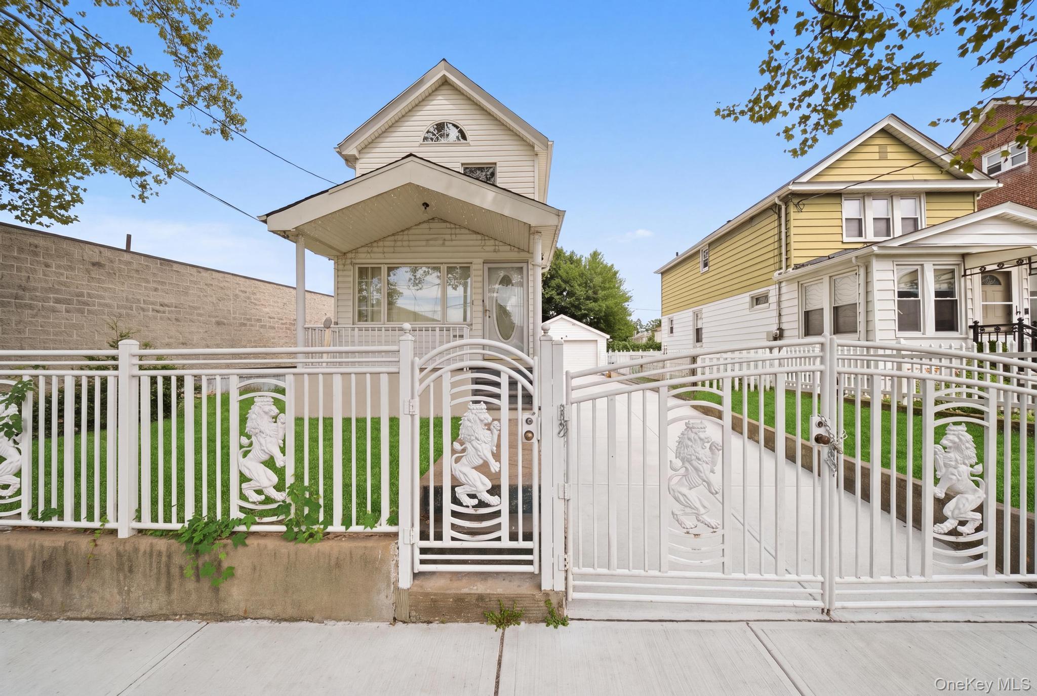 21615 113th Avenue, Queens Village NY 11429