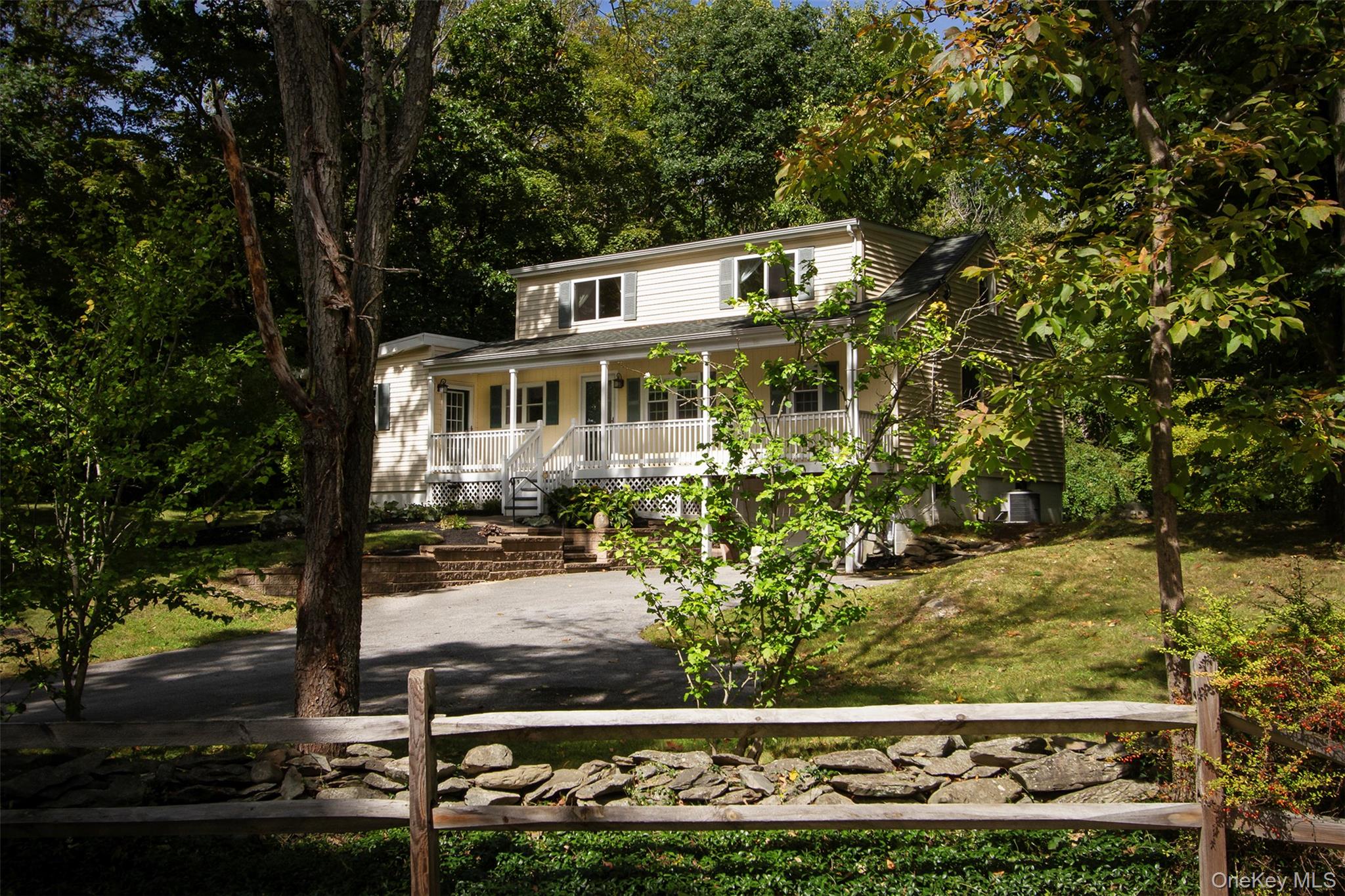 9 Horns Park Road, Hyde Park NY 12538