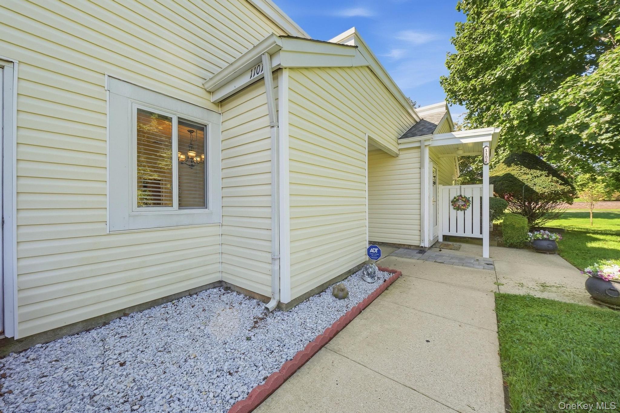 1101 Cabot Court N, Saint James NY 11780