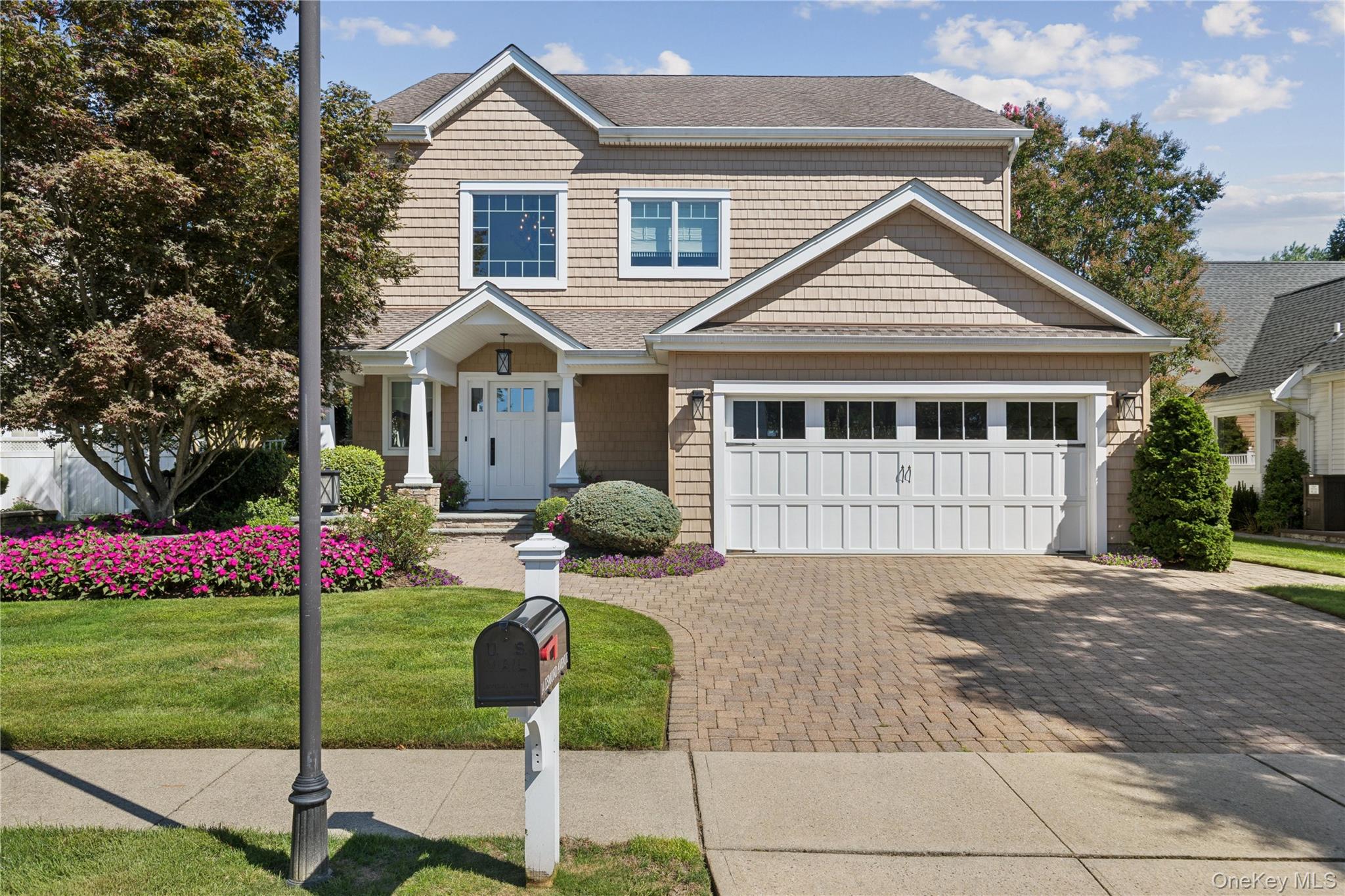 14 Esmond Avenue, Melville NY 11747