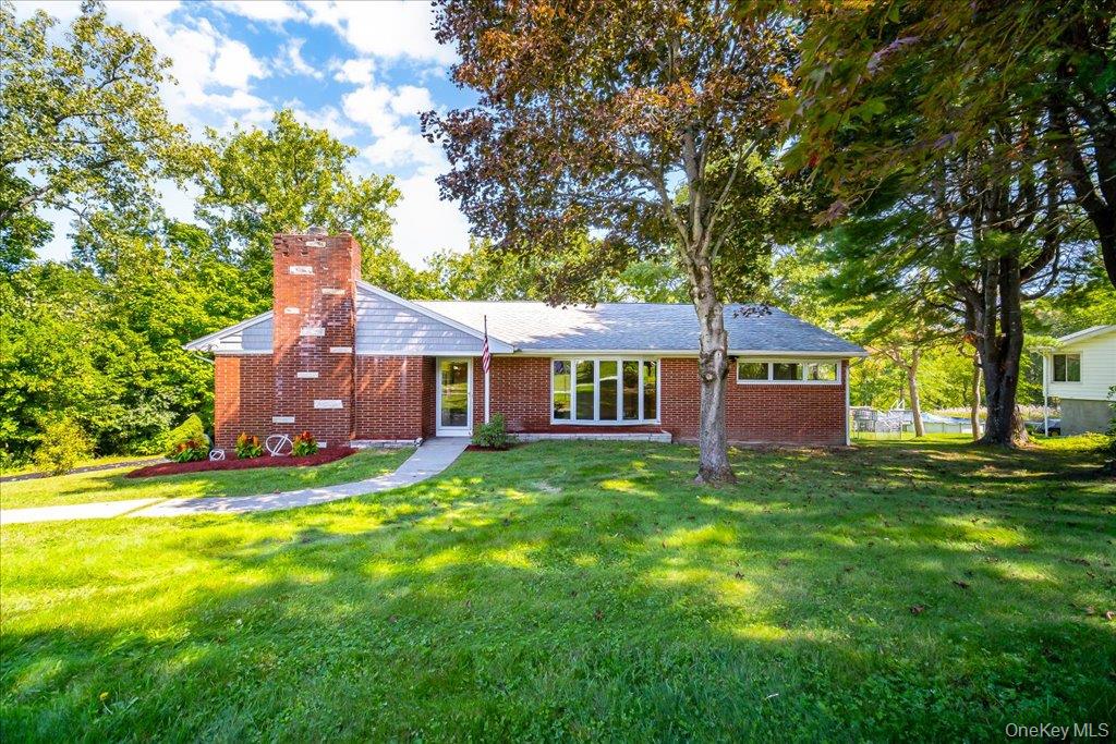 23 McIntosh Drive, Poughkeepsie NY 12603