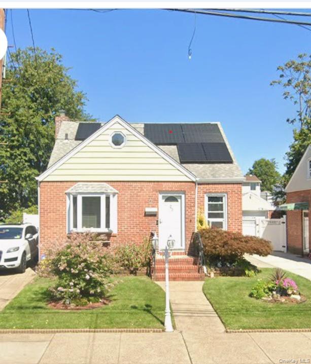 23 Washington Avenue, Valley Stream NY 11580