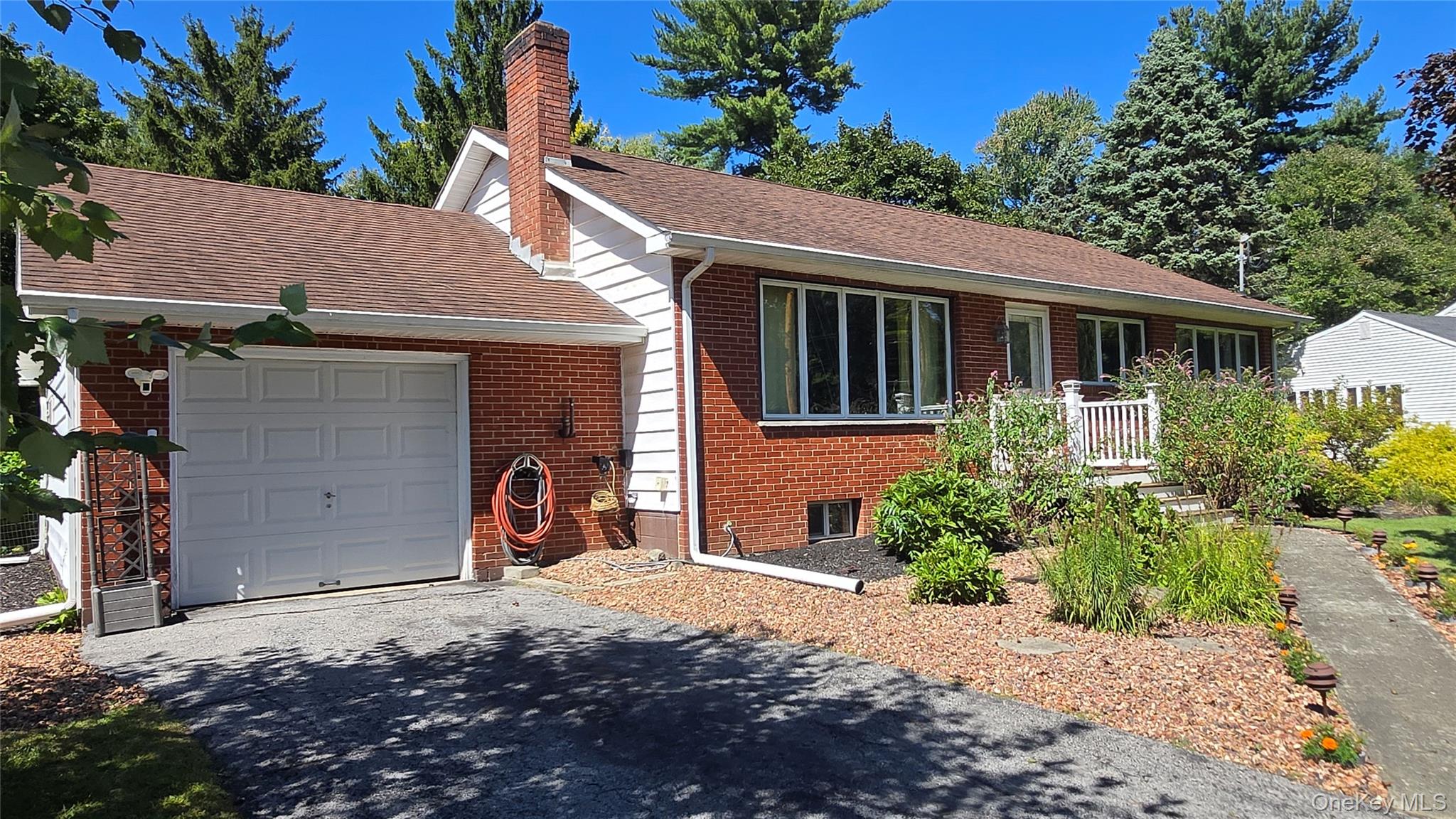 29 Kinry Road, Poughkeepsie NY 12603