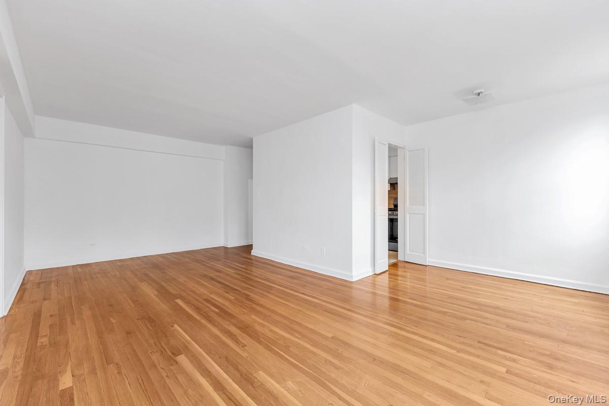 67-07 Yellowstone Boulevard Unit 5F, Forest Hills NY 11375