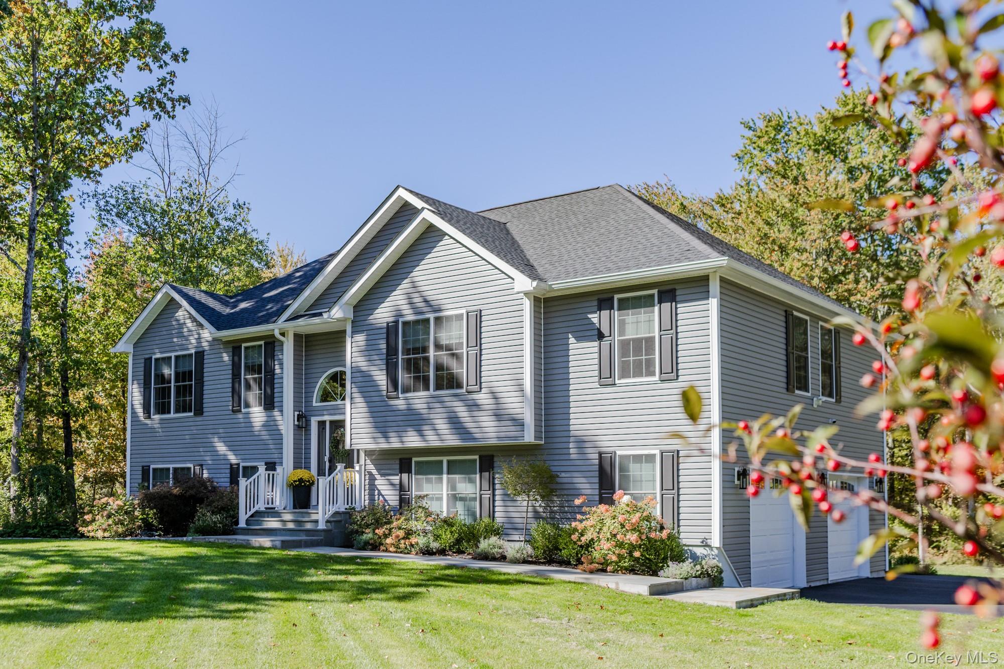 327 Commons Road, Tivoli NY 12526