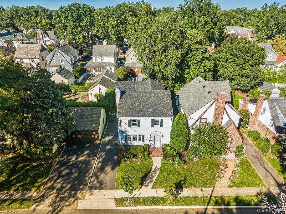 5 Ash Street, Floral Park NY 11001