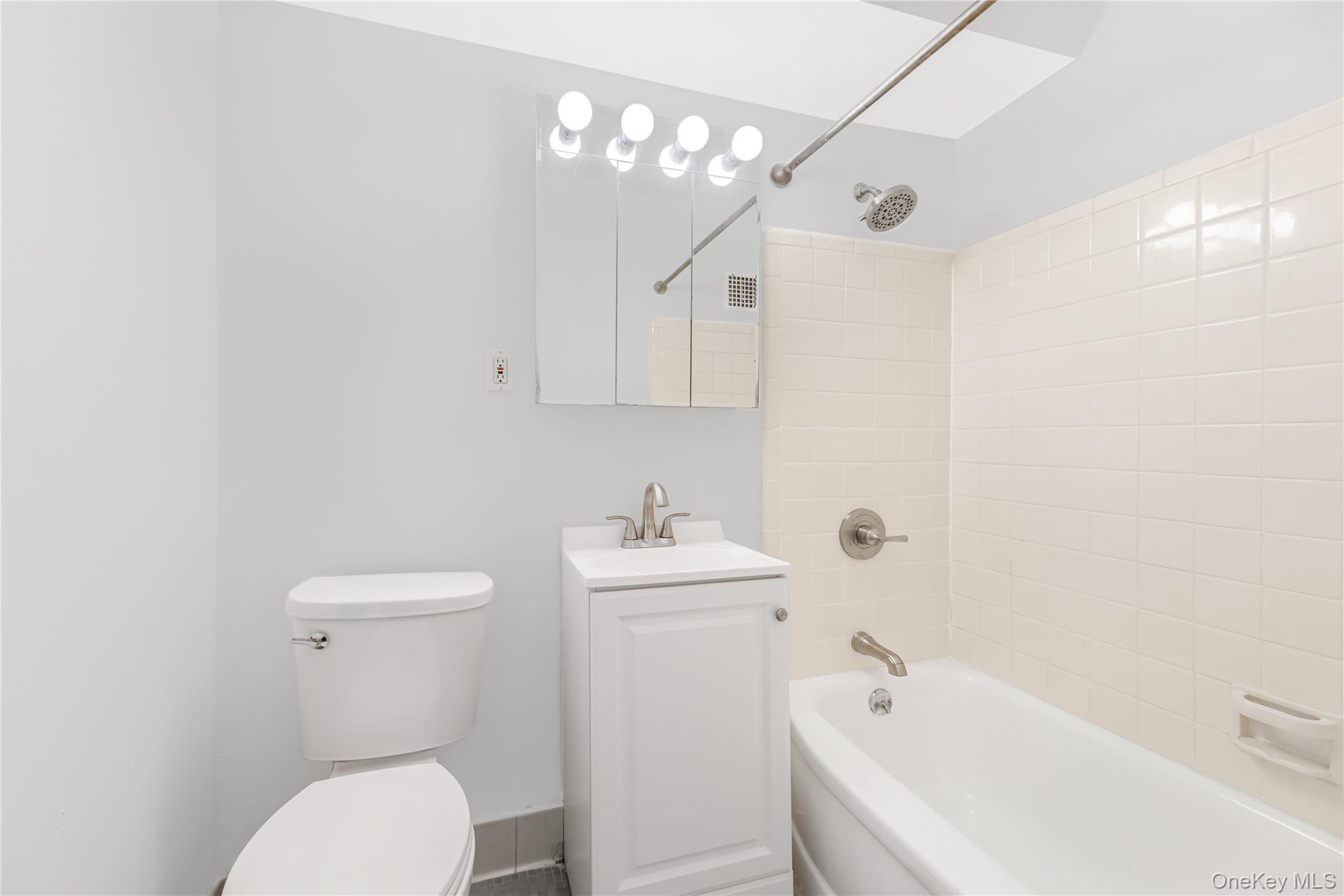 80 La Salle Street Unit 18c, Manhattan NY 10027
