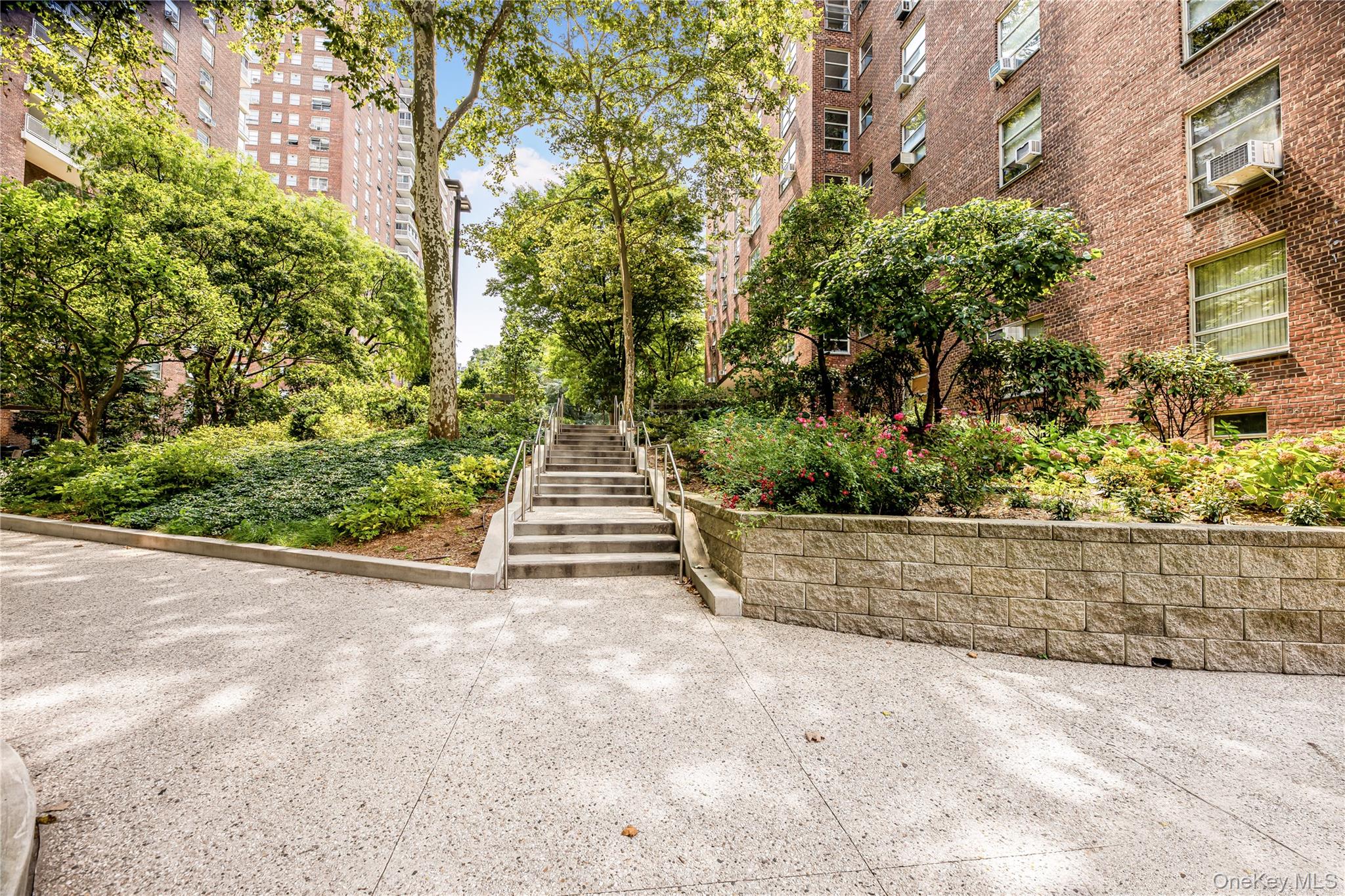 80 La Salle Street Unit 18c, Manhattan NY 10027