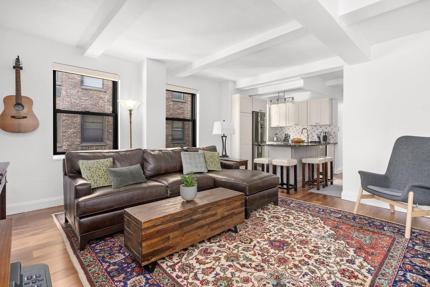 235 E 49TH Street Unit 8C, Manhattan NY 10017