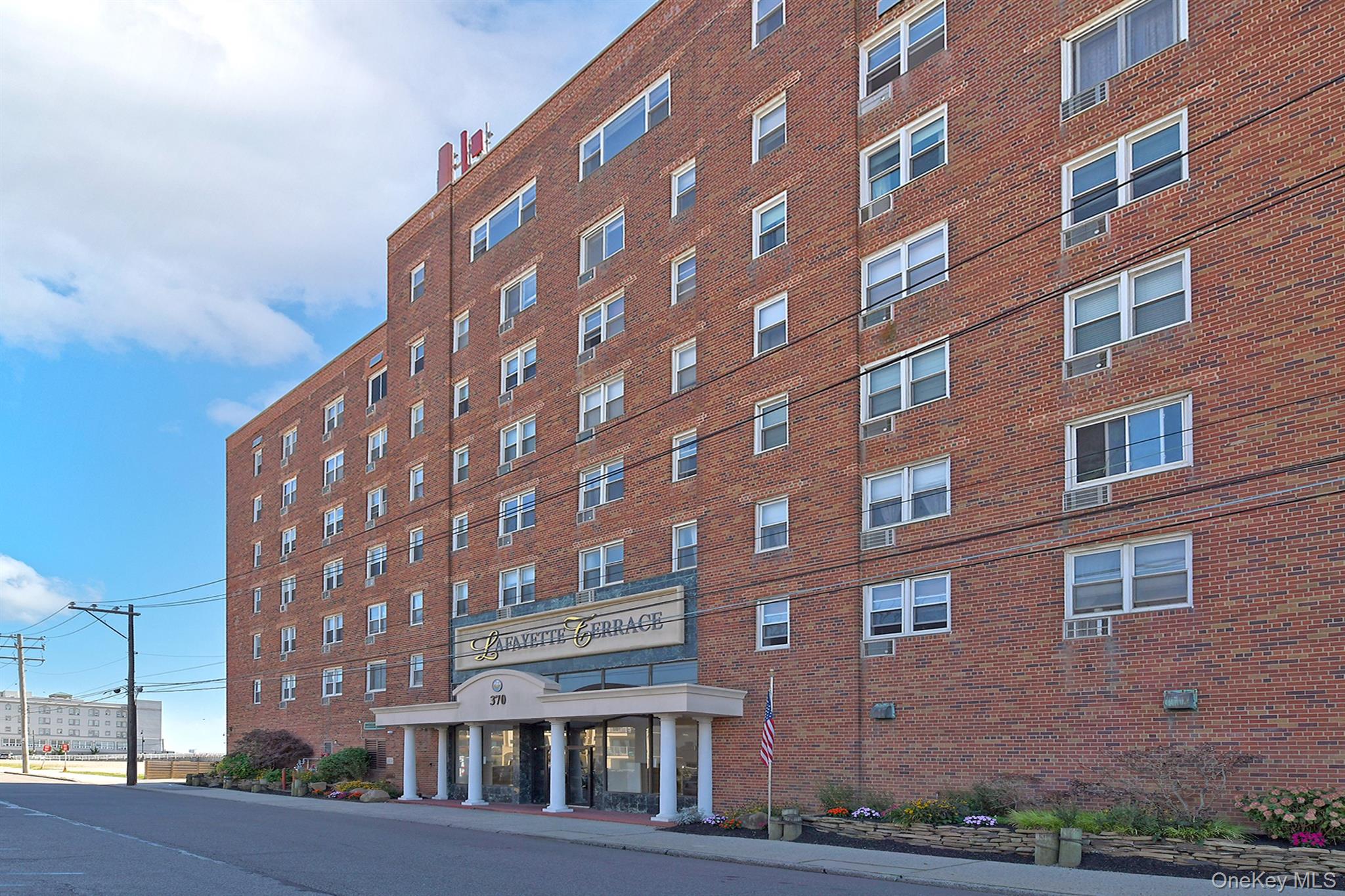 370 W Broadway Unit 1A, Long Beach NY 11561