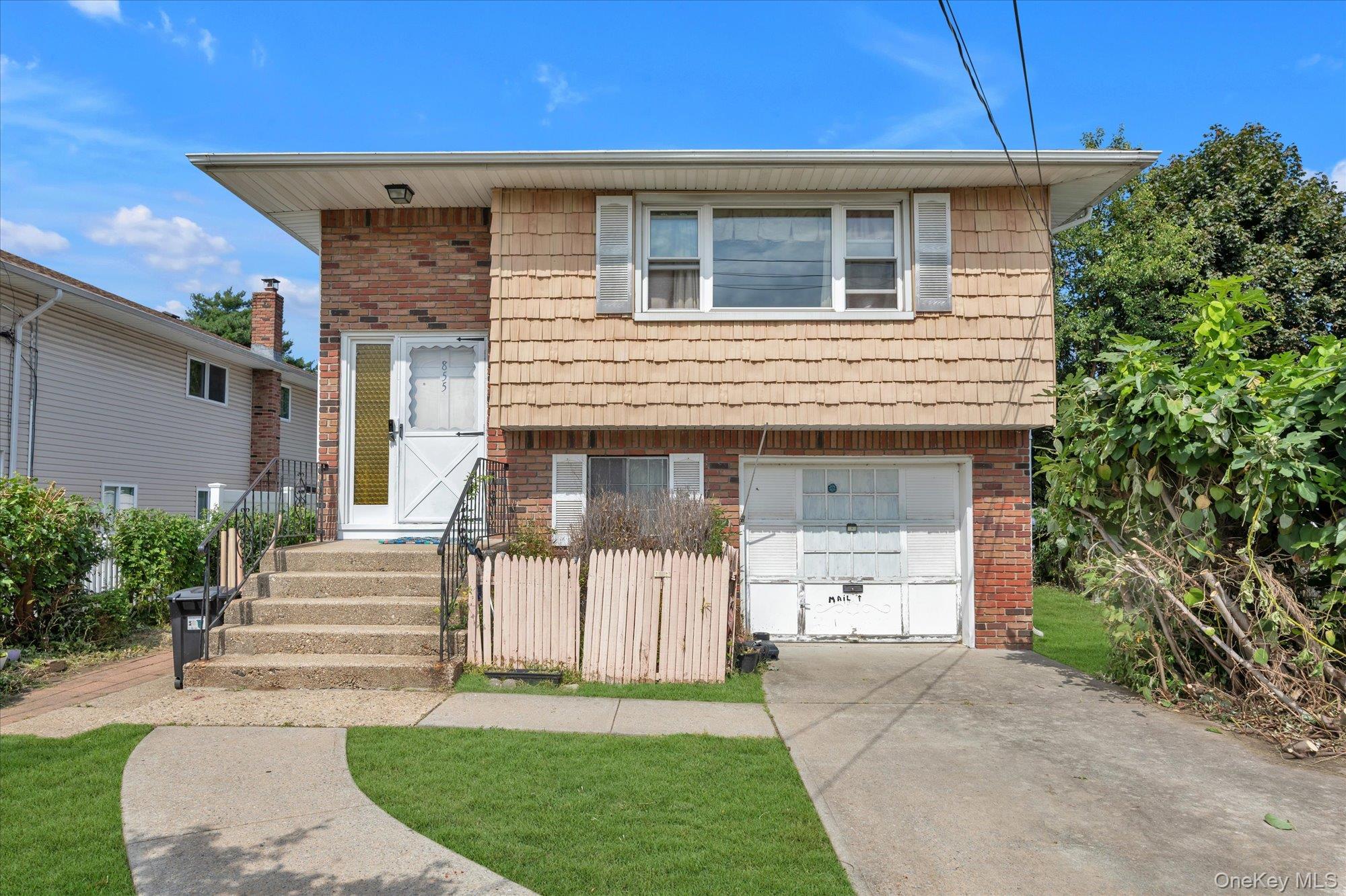 855 Front Street, Uniondale NY 11553