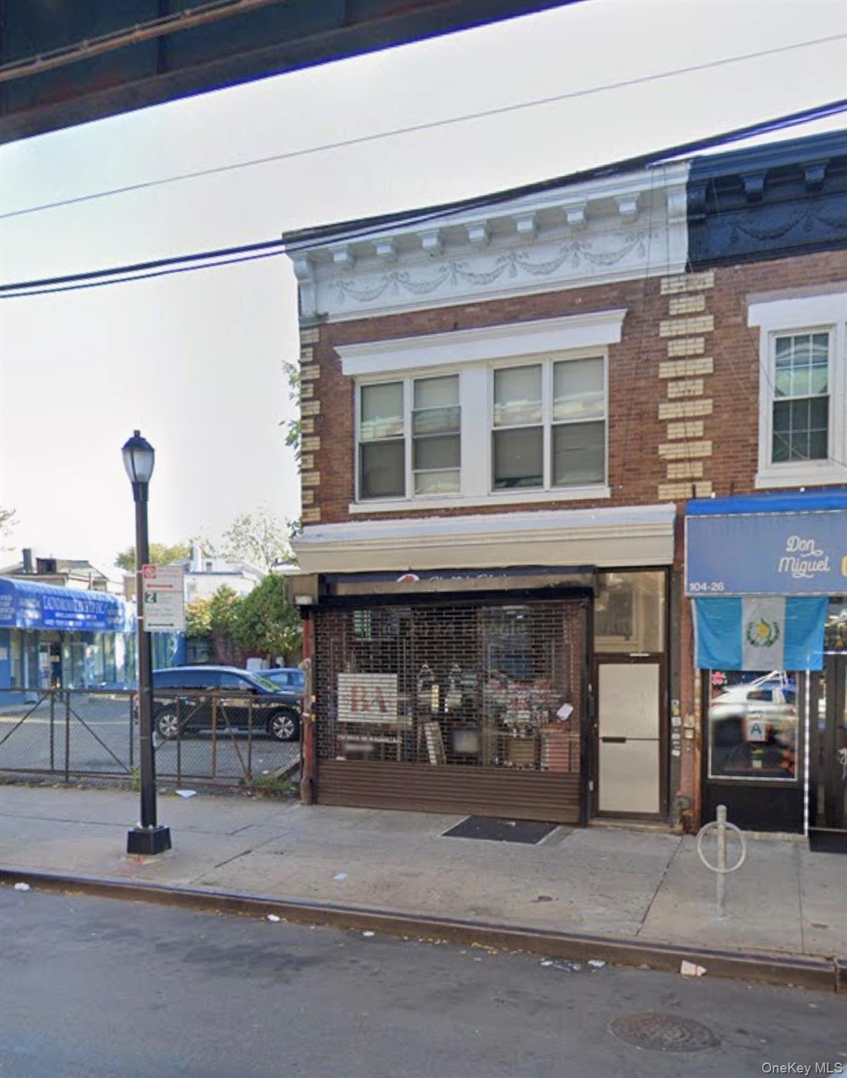 104-28 Jamaica Avenue, Richmond Hill NY 11418