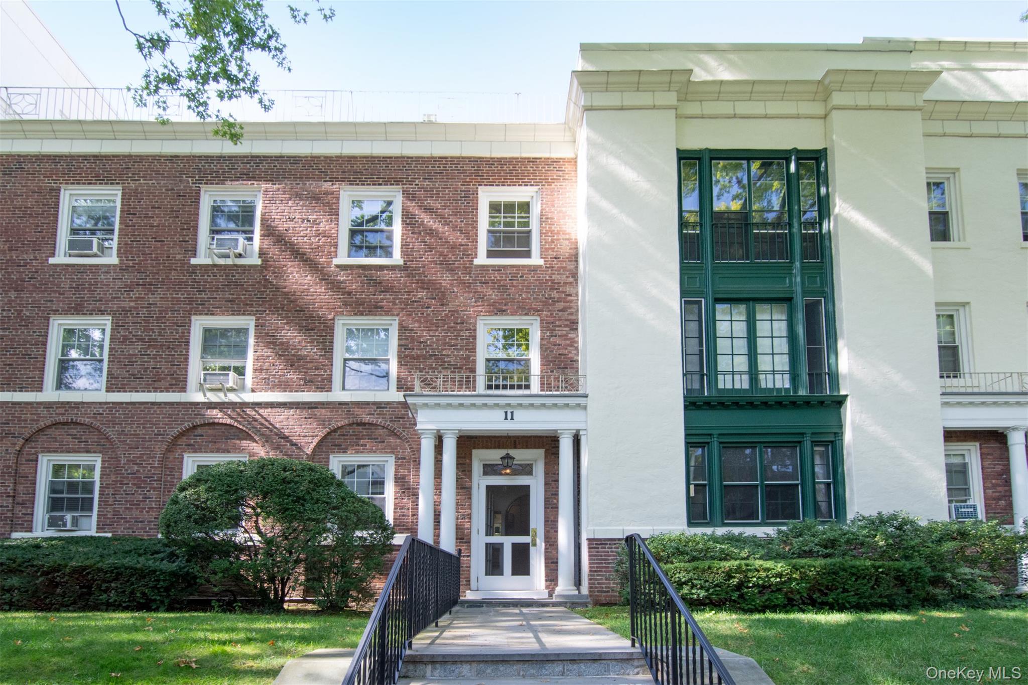 11 Brooklands Unit 3i, Bronxville NY 10708