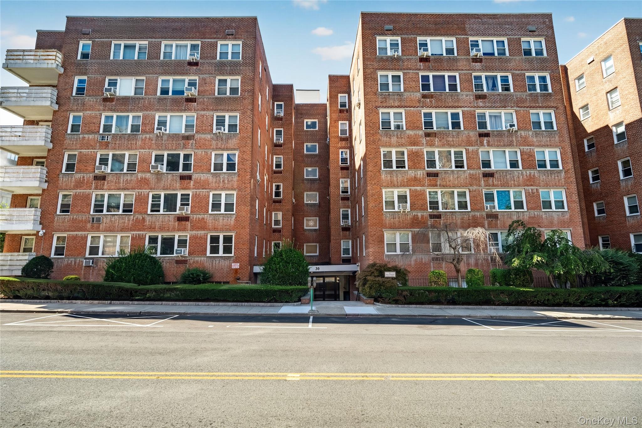 30 E Hartsdale Avenue Unit 3L, Hartsdale NY 10530