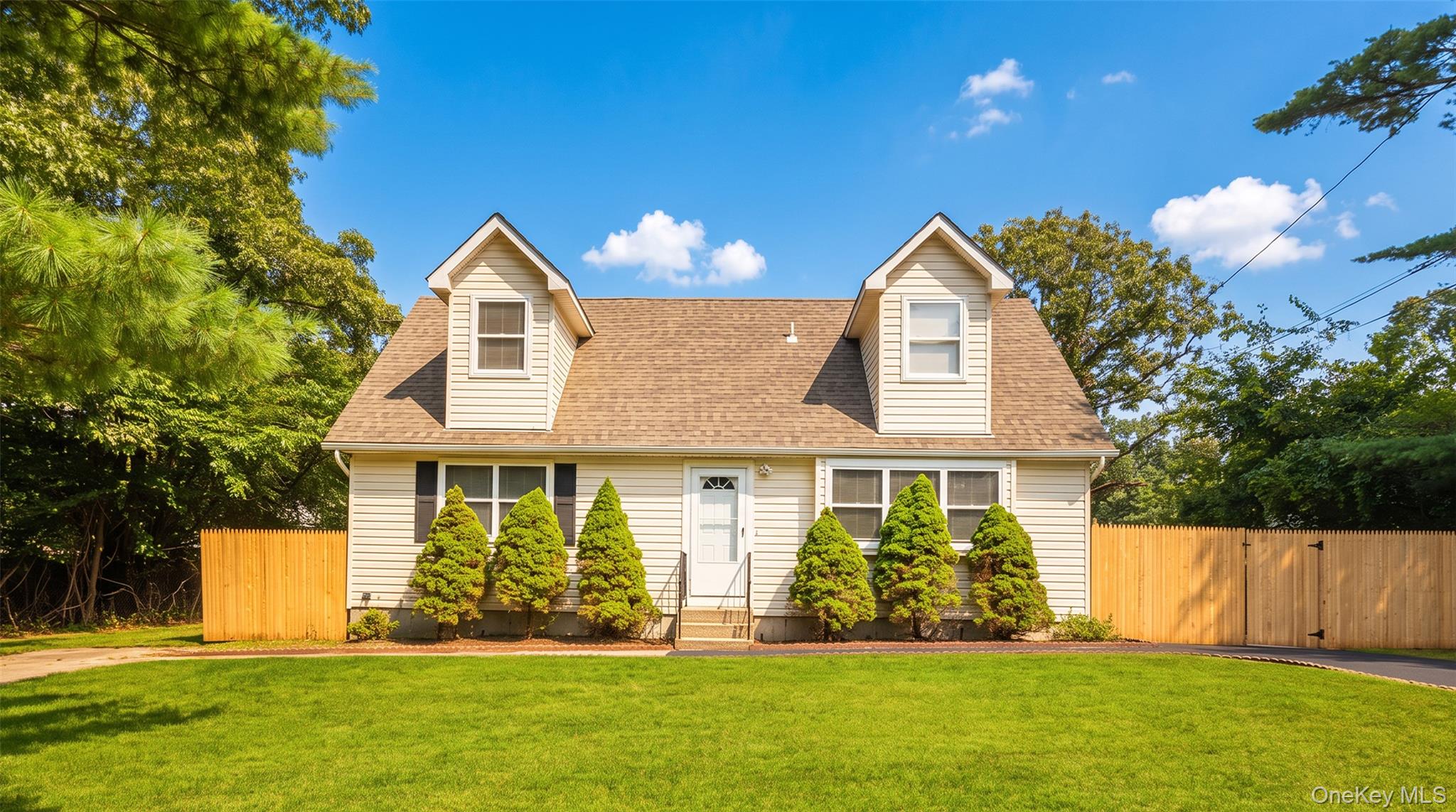 35 Cedar Lane, Medford NY 11763