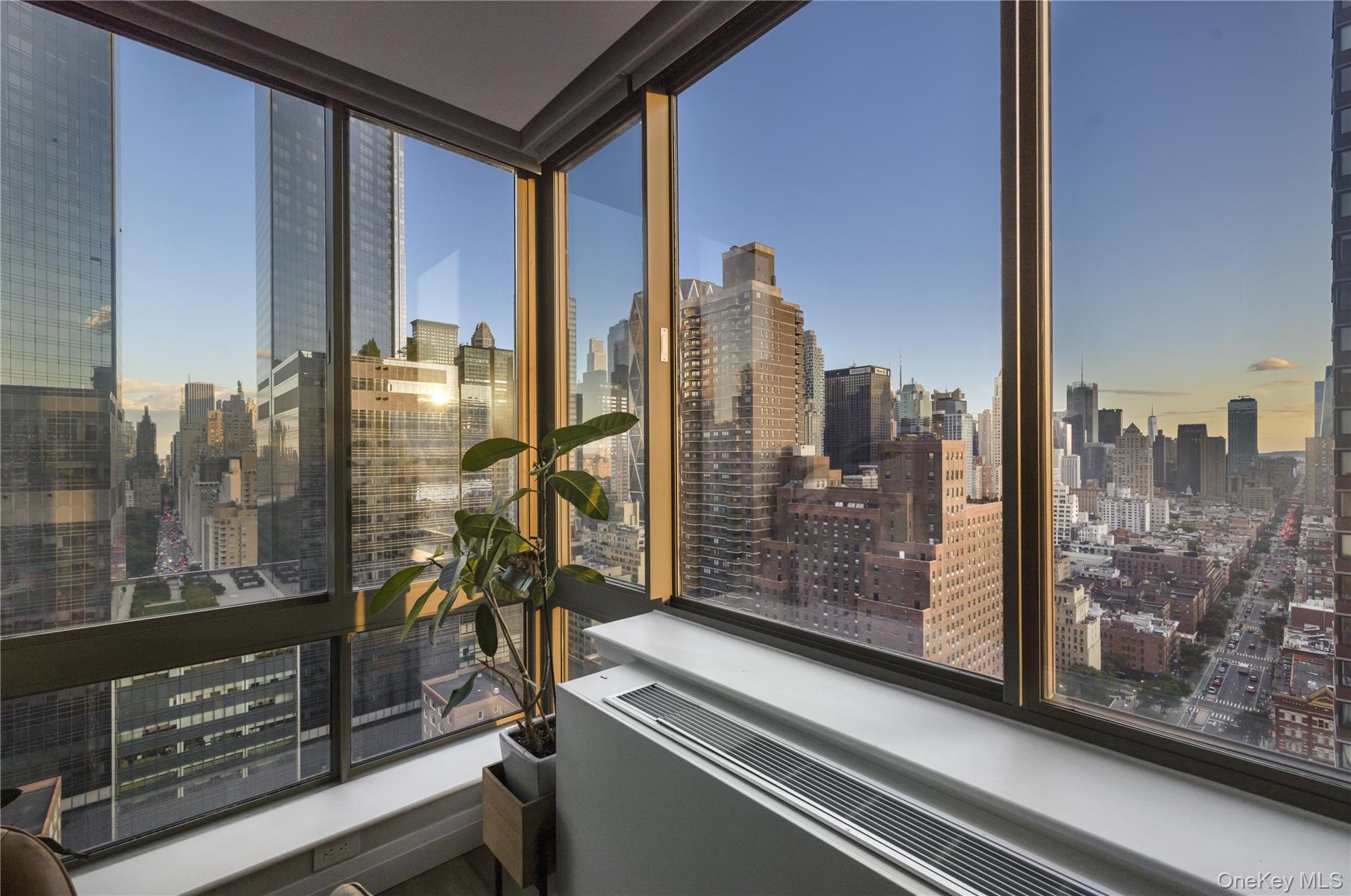 2 Columbus Avenue Unit 29C, Manhattan NY 10023
