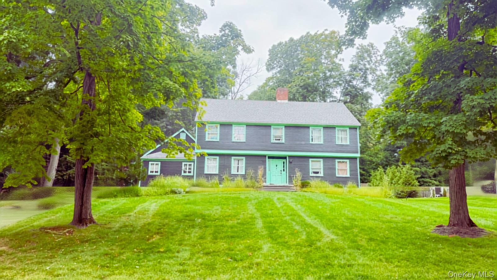 6 Fair Oaks Drive, Poughkeepsie NY 12603
