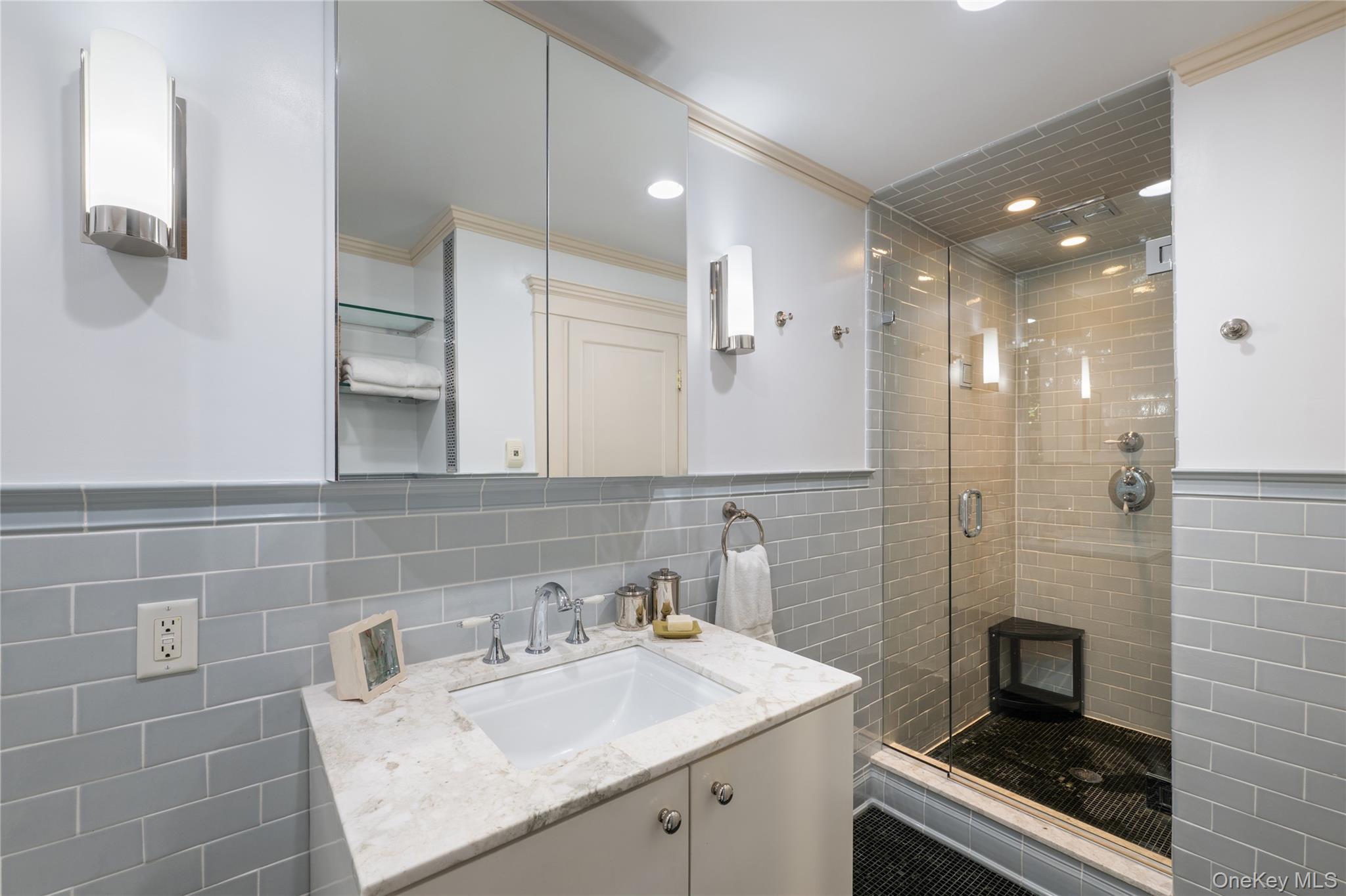 360 Cabrini Boulevard Unit 3F, Manhattan NY 10040