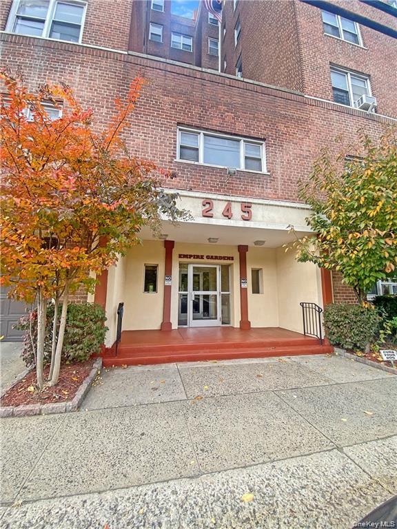 245 Bronx River Road Unit 8C, Yonkers NY 10704