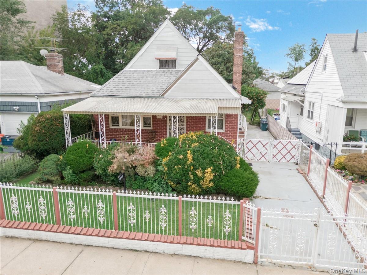 13320 234th Street, Rosedale NY 11422