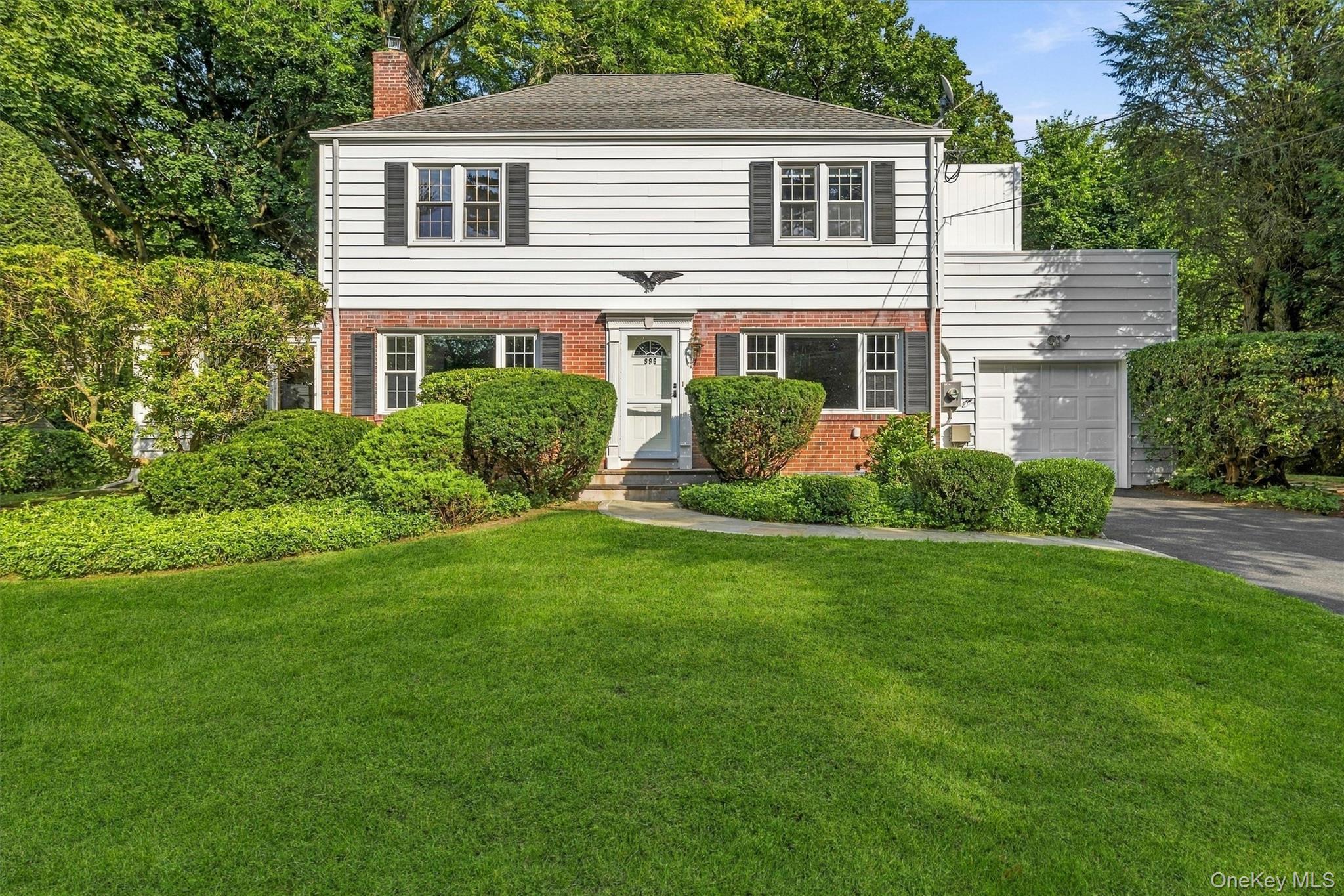 999 Knollwood Road, White Plains NY 10603