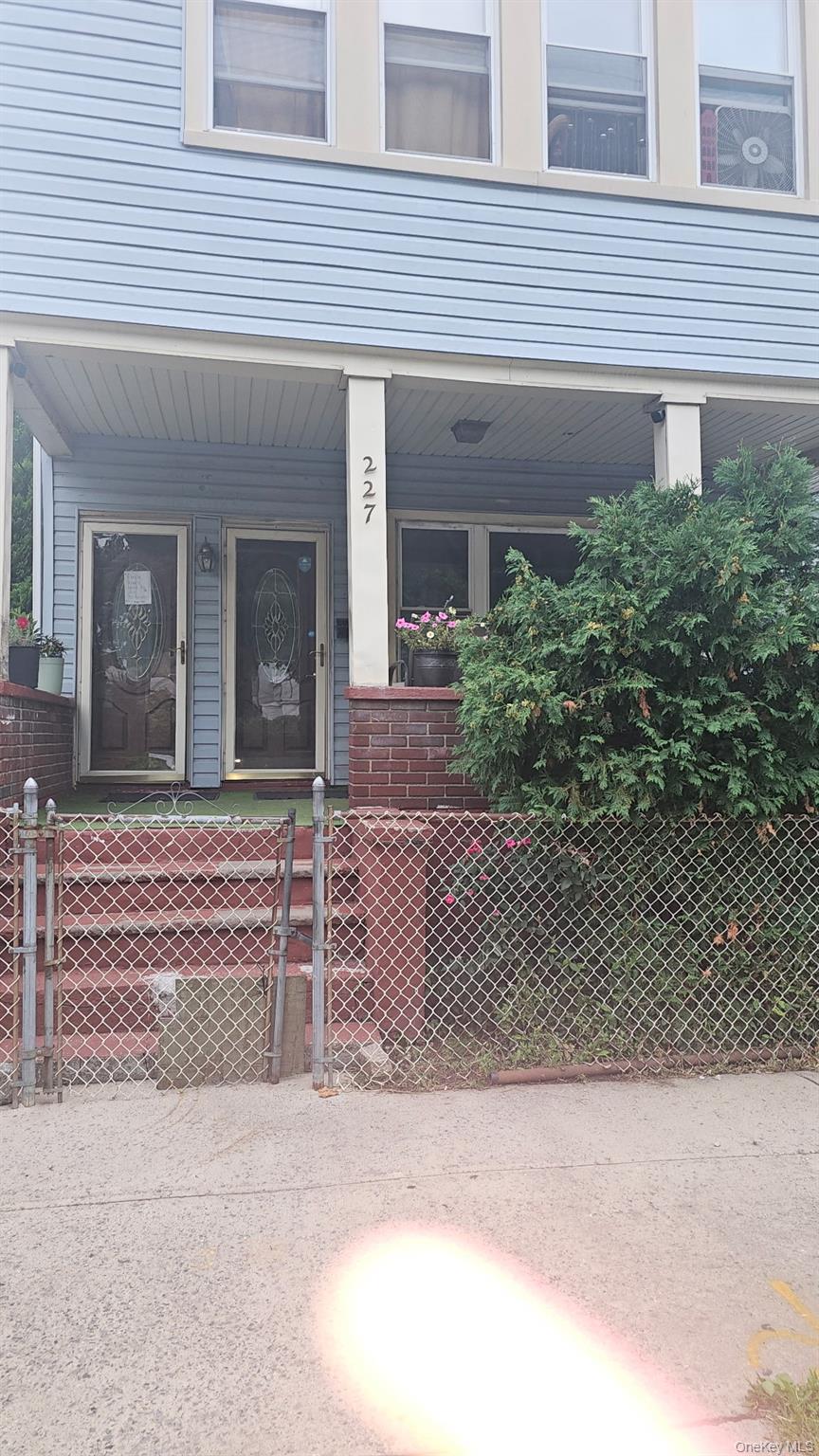 227 Gordon Street, Staten Island NY 10304