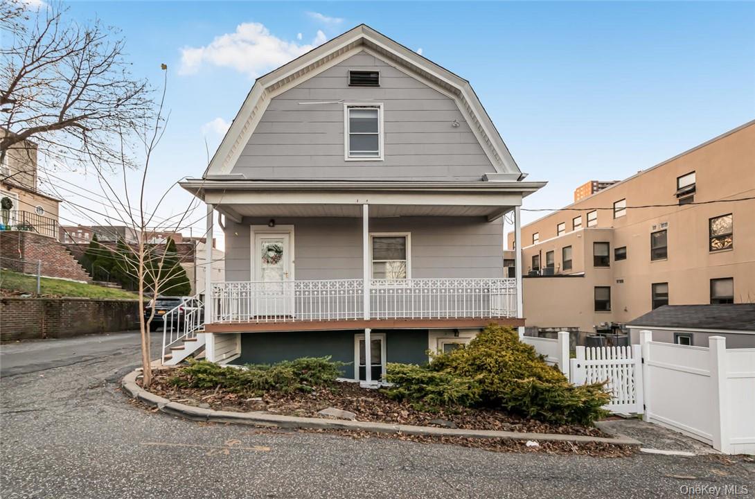 451 W 258th Street, Bronx NY 10471