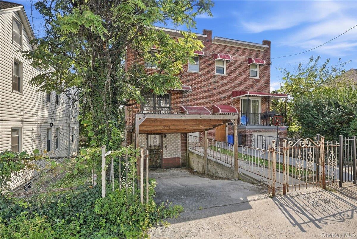 4814 Murdock Avenue, Bronx NY 10470