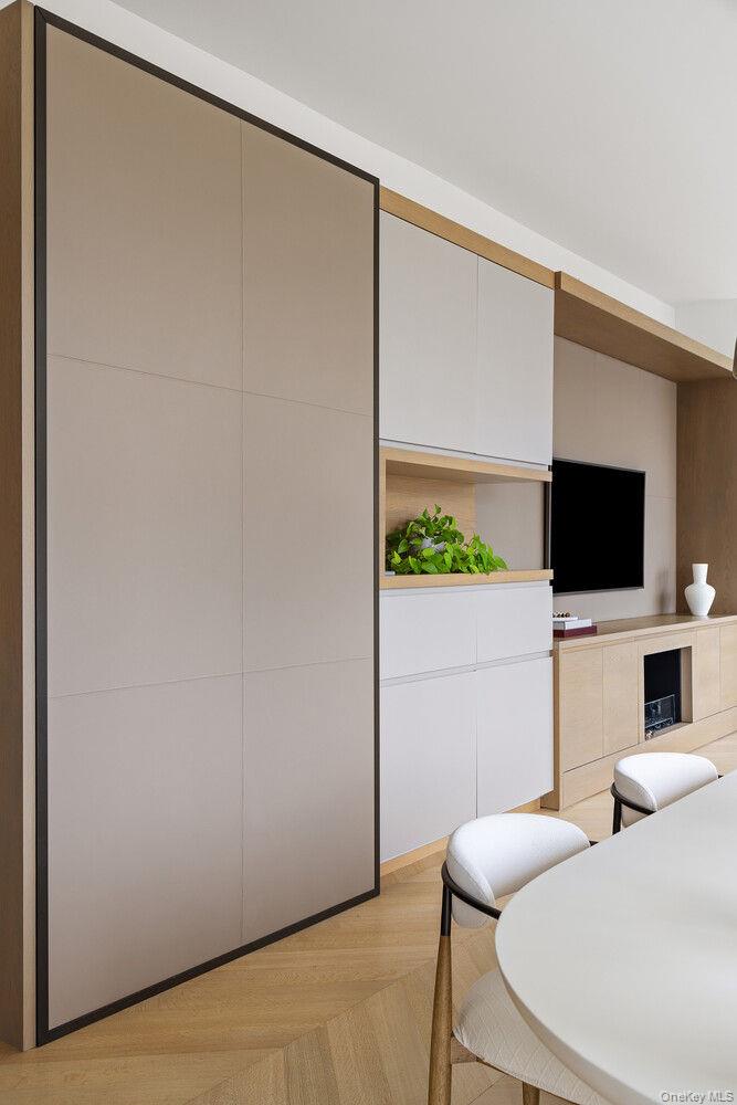 515 W 18TH Street Unit 1701, Manhattan NY 10011