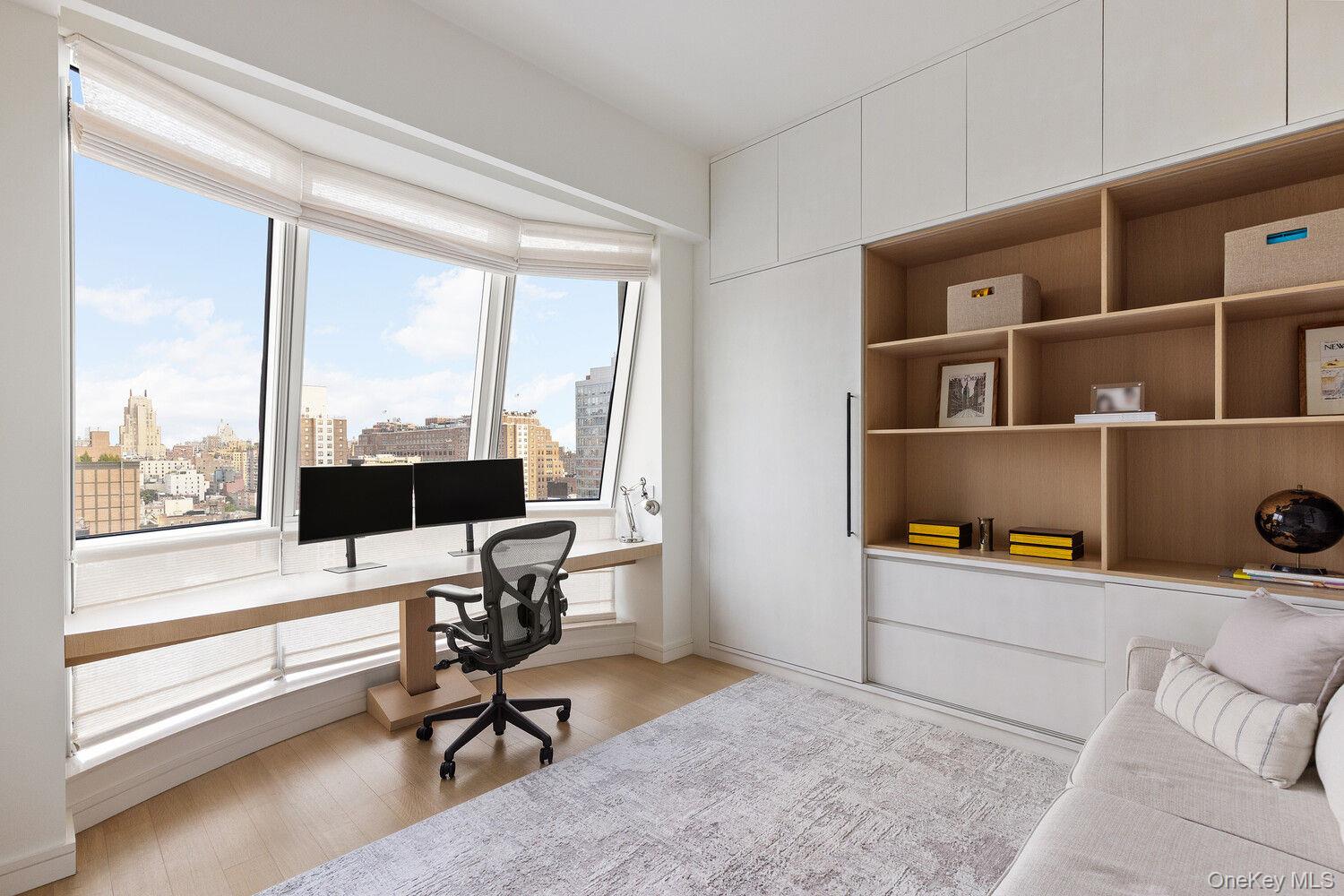 515 W 18TH Street Unit 1701, Manhattan NY 10011