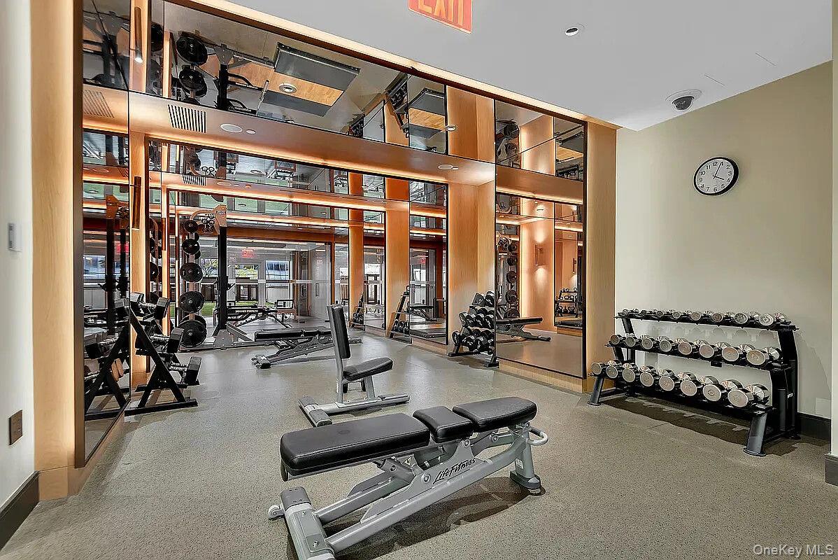 515 W 18TH Street Unit 1701, Manhattan NY 10011