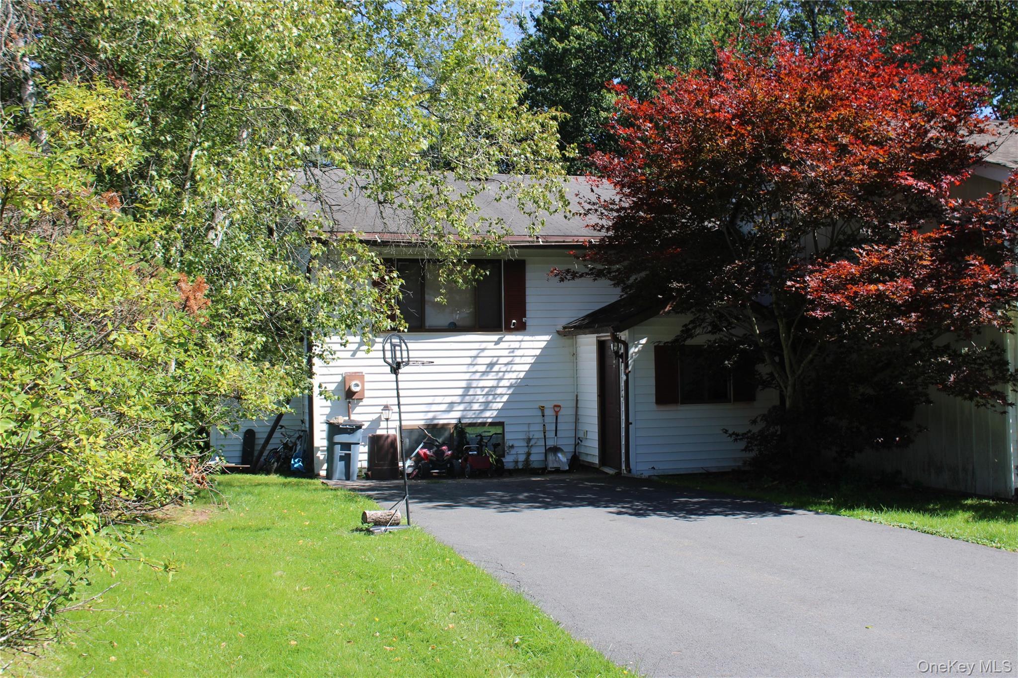 12 Laura Lane, Kiamesha Lake NY 12751