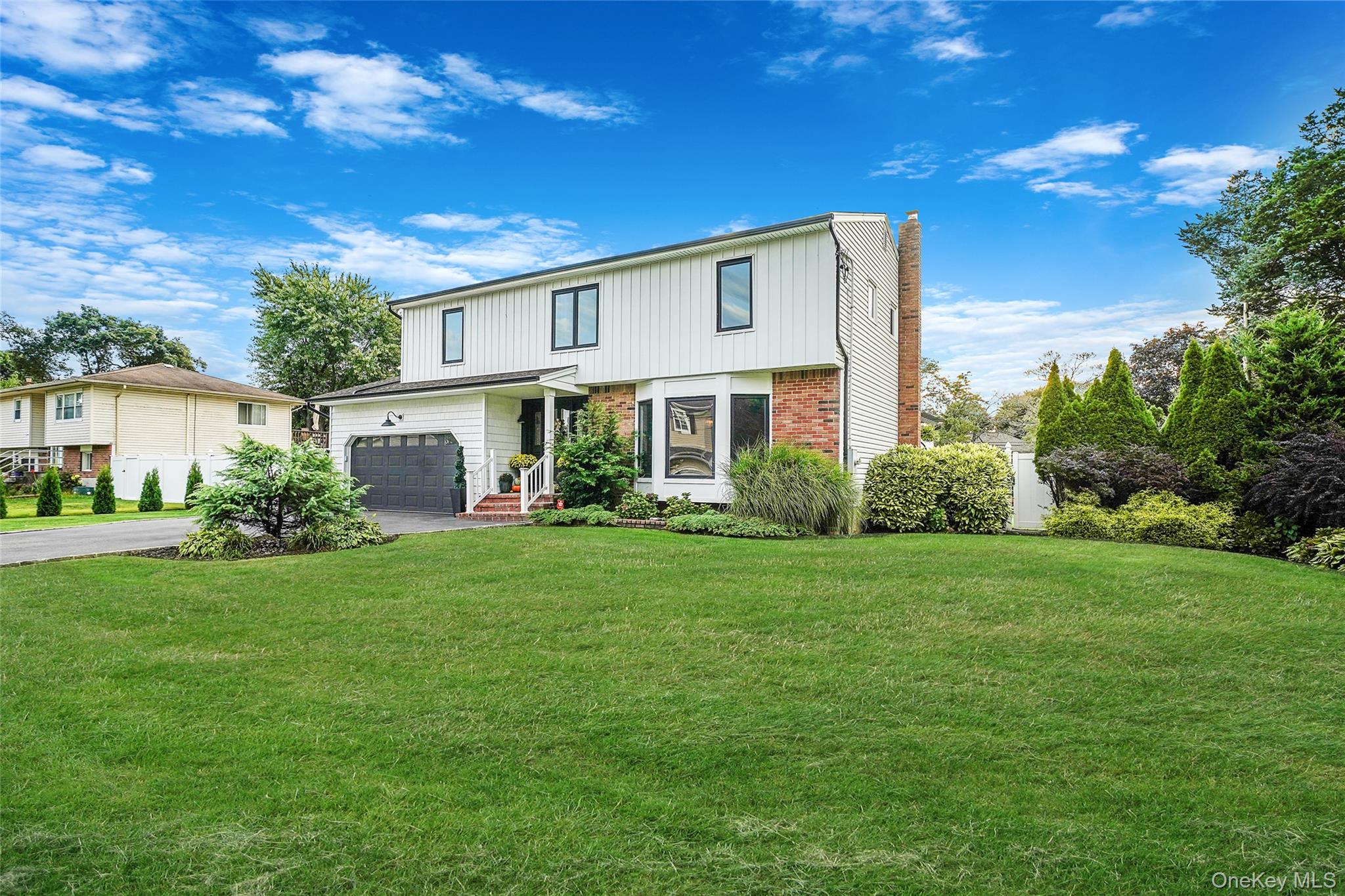 11 Susan Court, Deer Park NY 11729