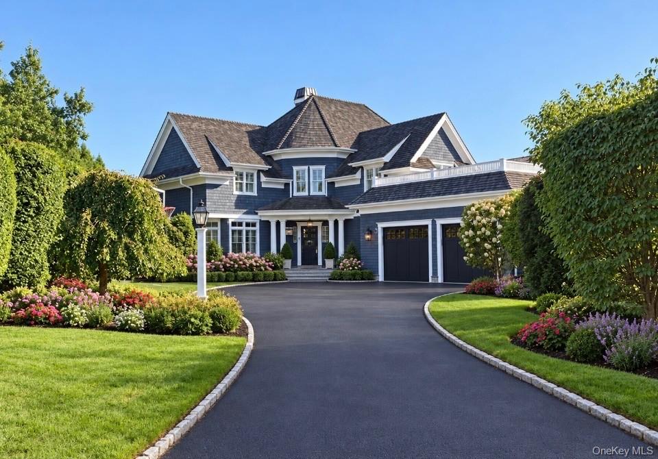 26 True Harbour Way, West Islip NY 11795