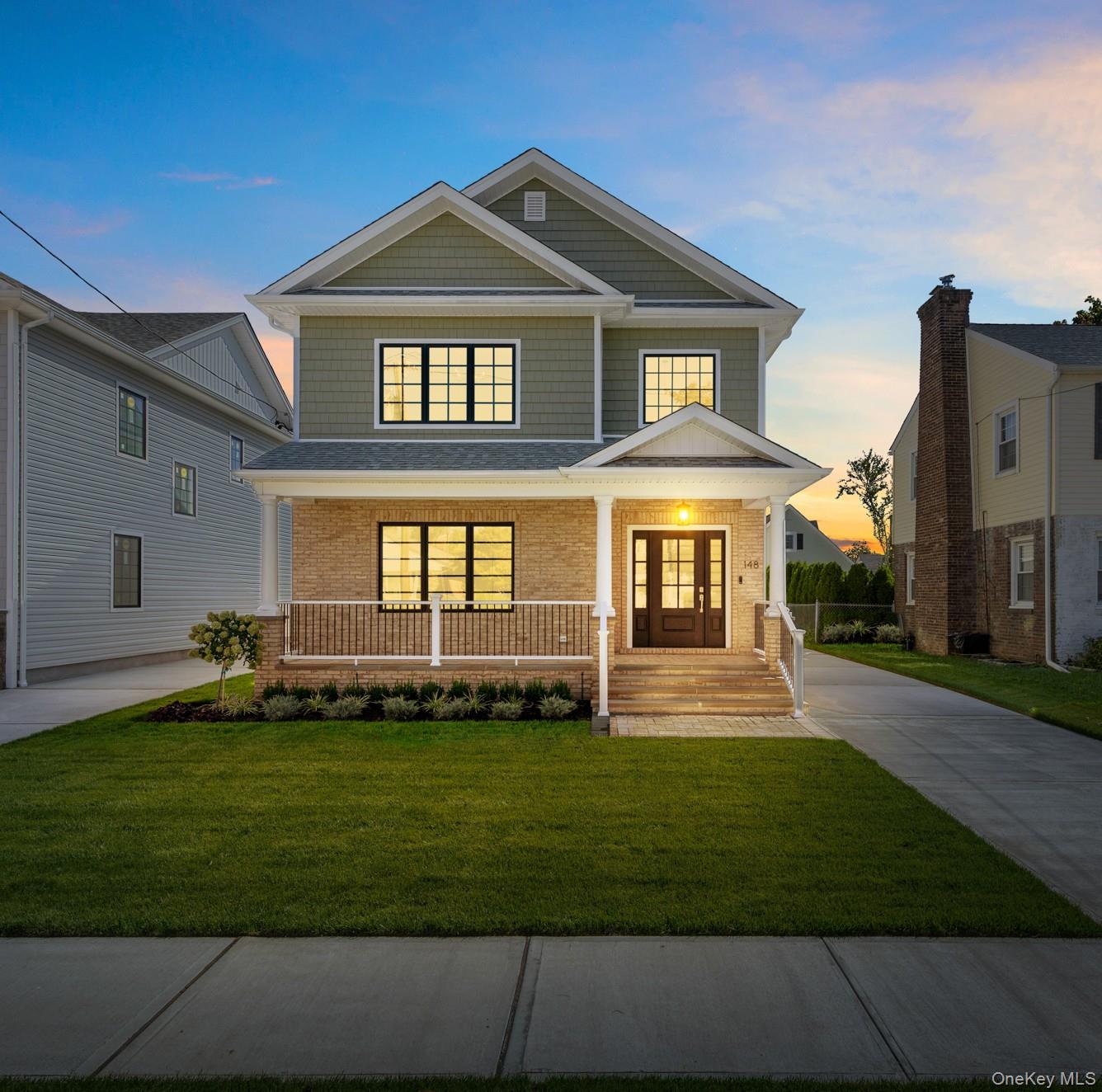 148 Latham Road, Mineola NY 11501