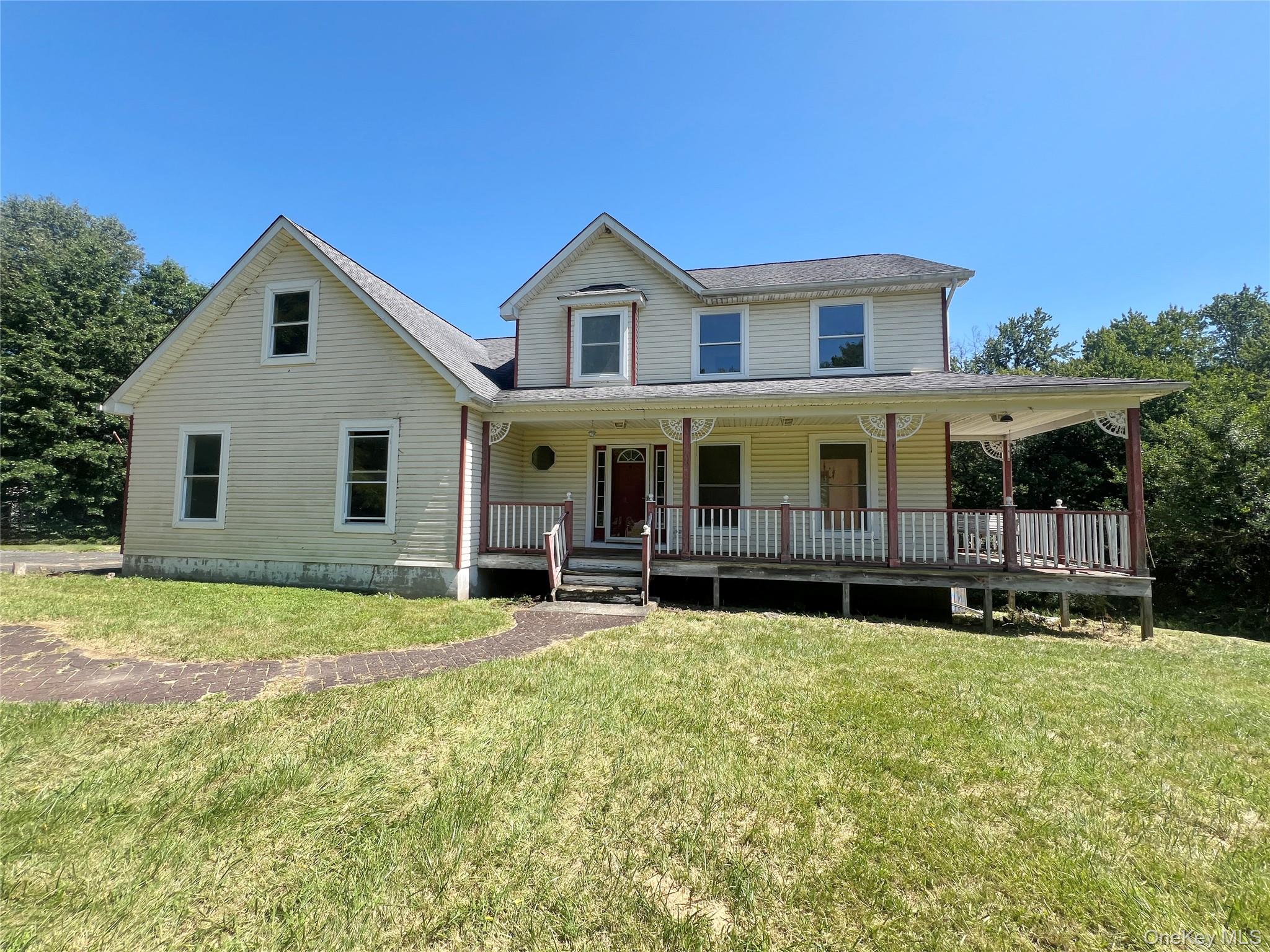 64 Enright Lane, Montgomery NY 12549