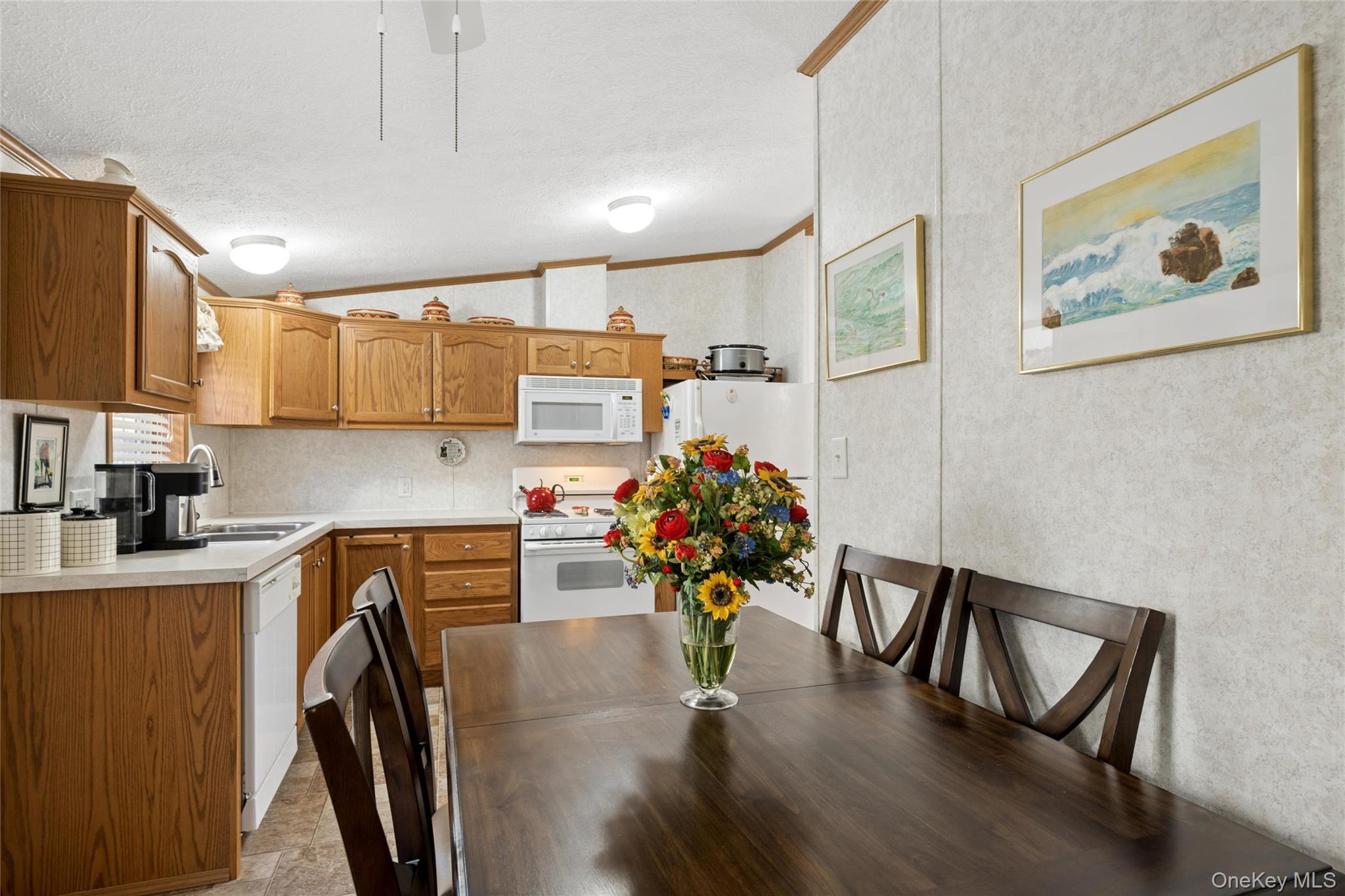 53 Crassen Boulevard Unit #32 Harbor Rd., Amagansett NY 11930