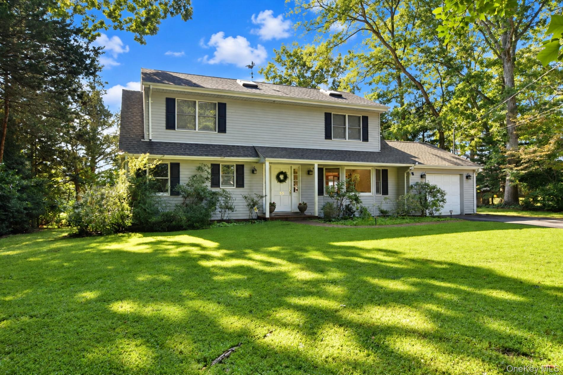 55 Leafy Way, Aquebogue NY 11931