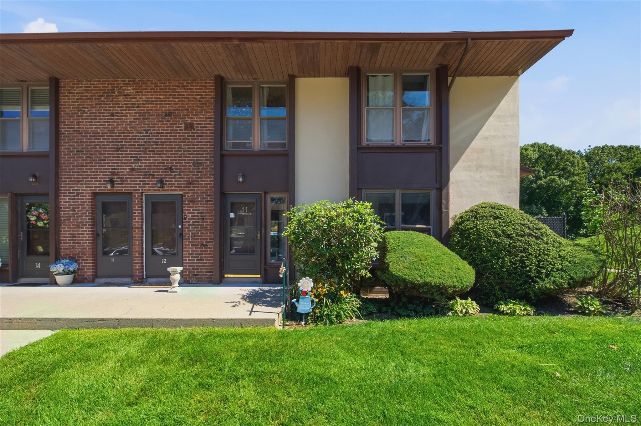 11 Juniper Court Unit 11, Selden NY 11784