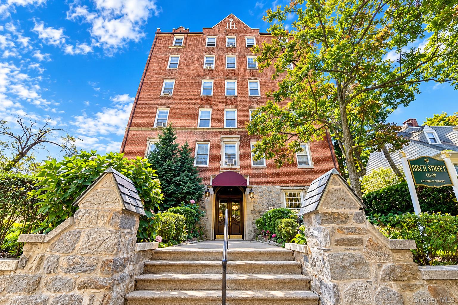 40 E Birch Street Unit Apt 4D, Mount Vernon NY 10552