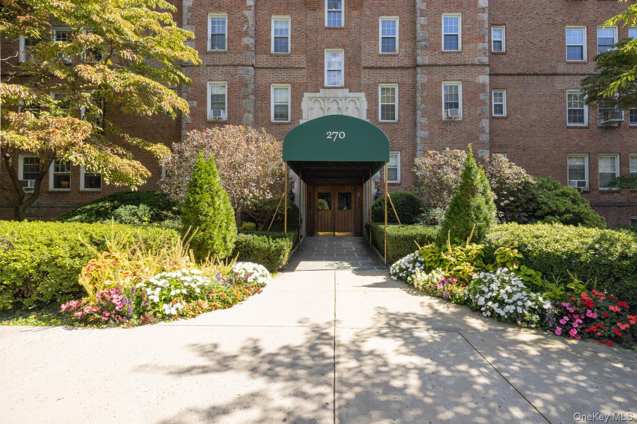 270 Bronxville Road Unit A51, Bronxville NY 10708