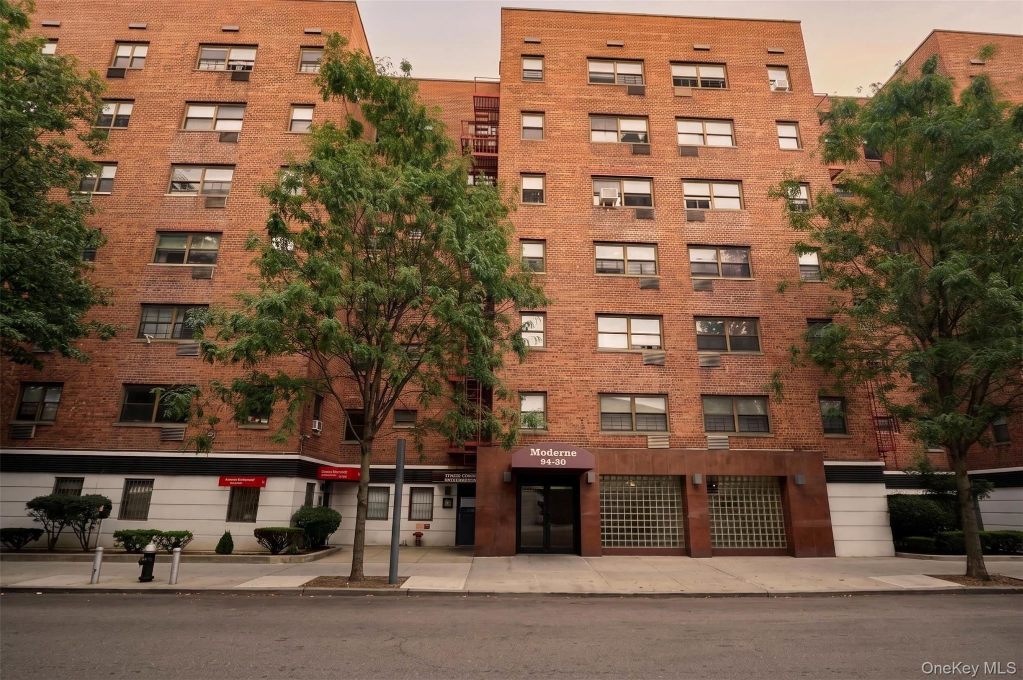 94-30 58th Avenue Unit 1E, Elmhurst NY 11373