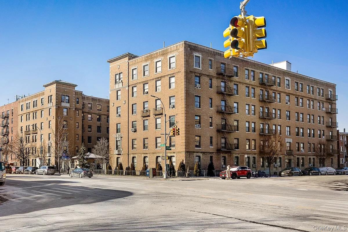 148-09 Northern Boulevard Unit 3K, Flushing NY 11355