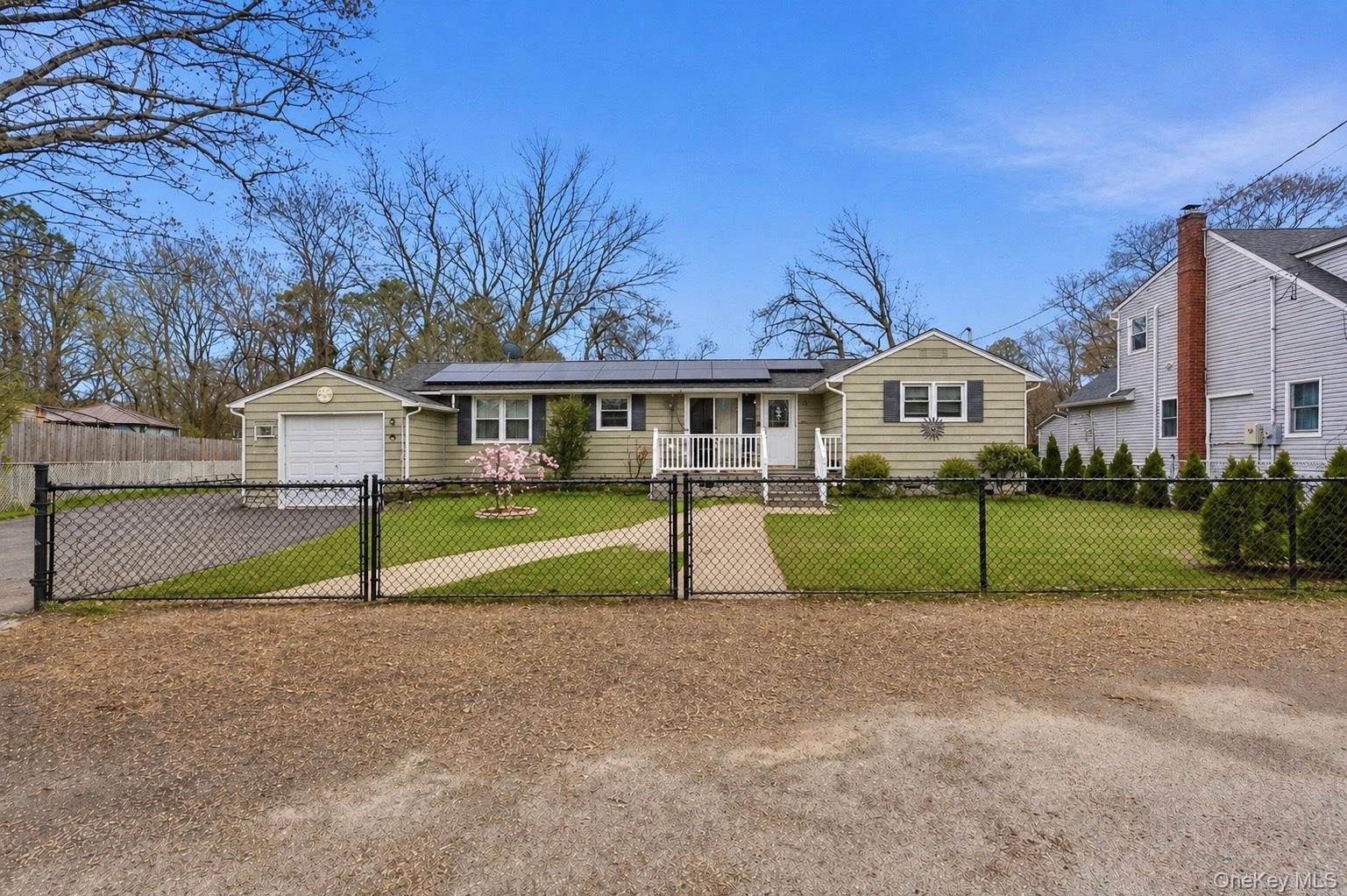 162 Parkwood Drive, Shirley NY 11967