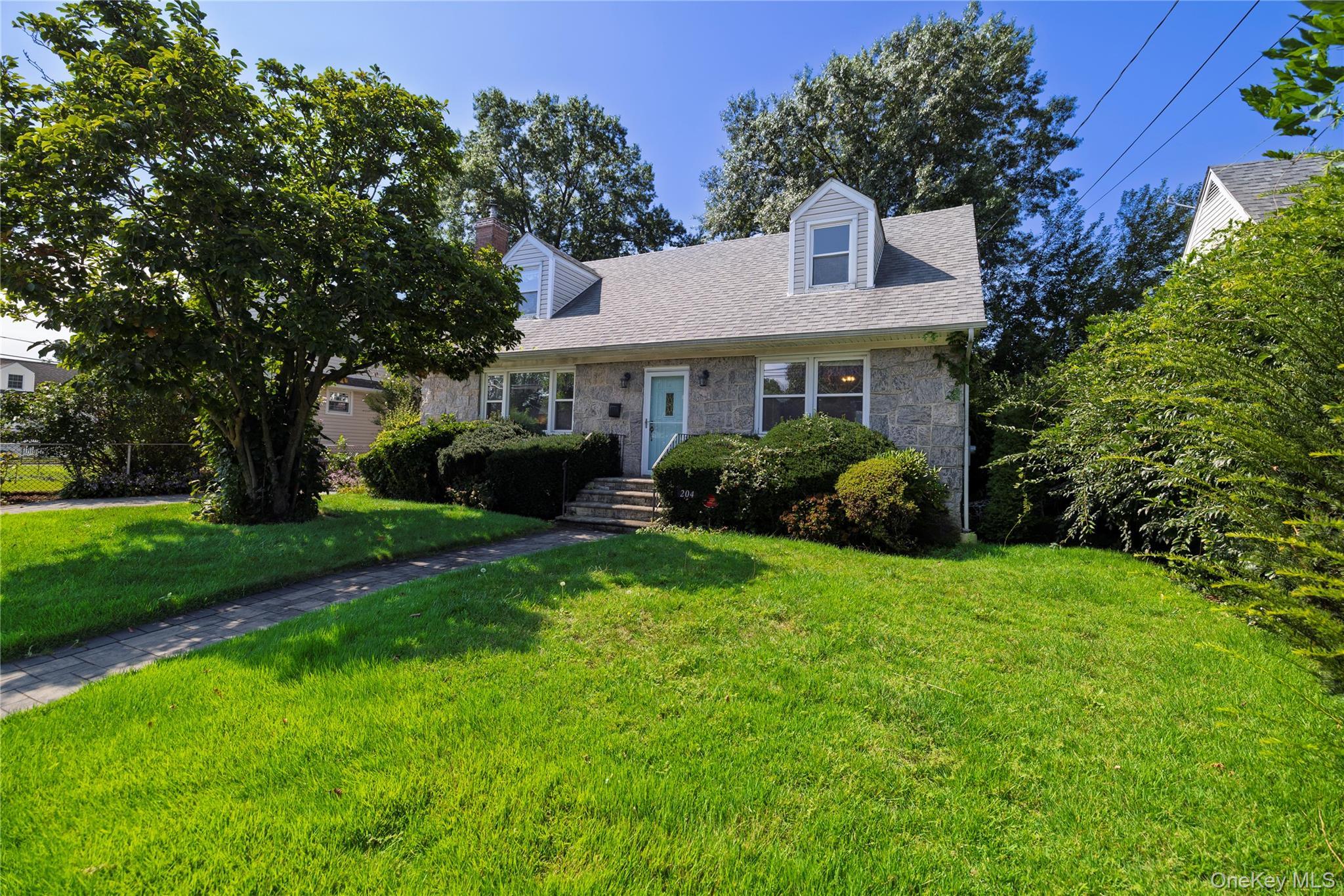 204 Pamlico Avenue, Uniondale NY 11553