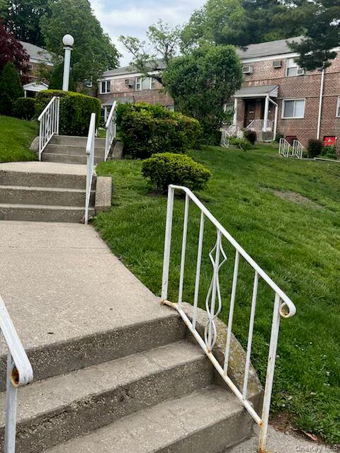 196-43 Dunton Avenue Unit 2 C, Hollis NY 11423
