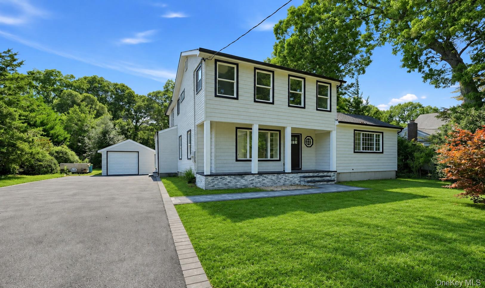 355 Forest Lane, Smithtown NY 11787