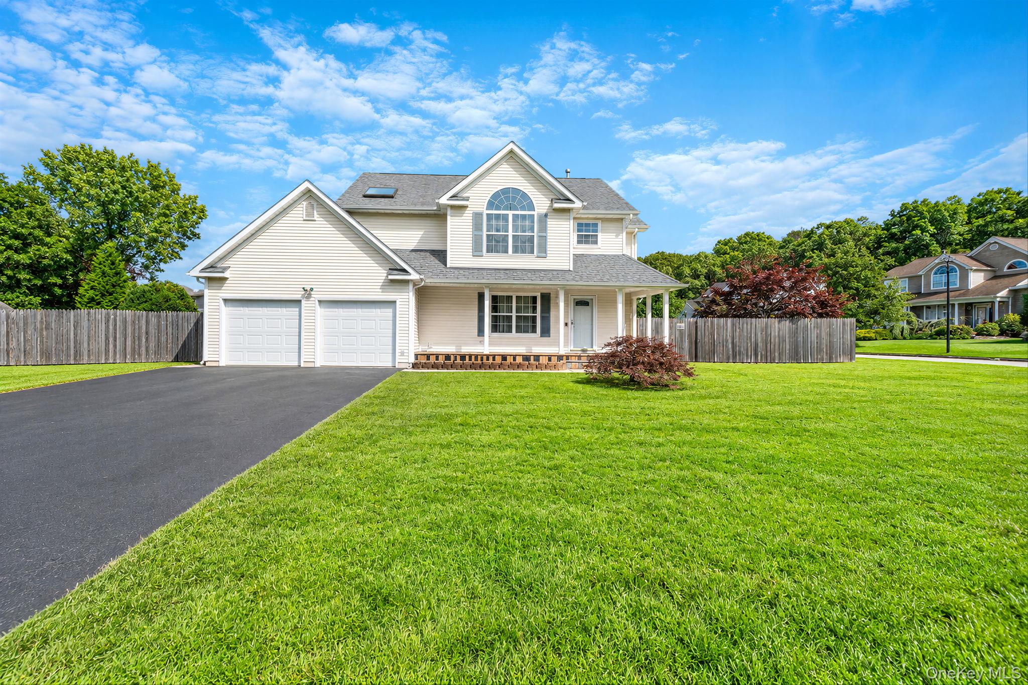19 Oceanview Boulevard, Manorville NY 11949