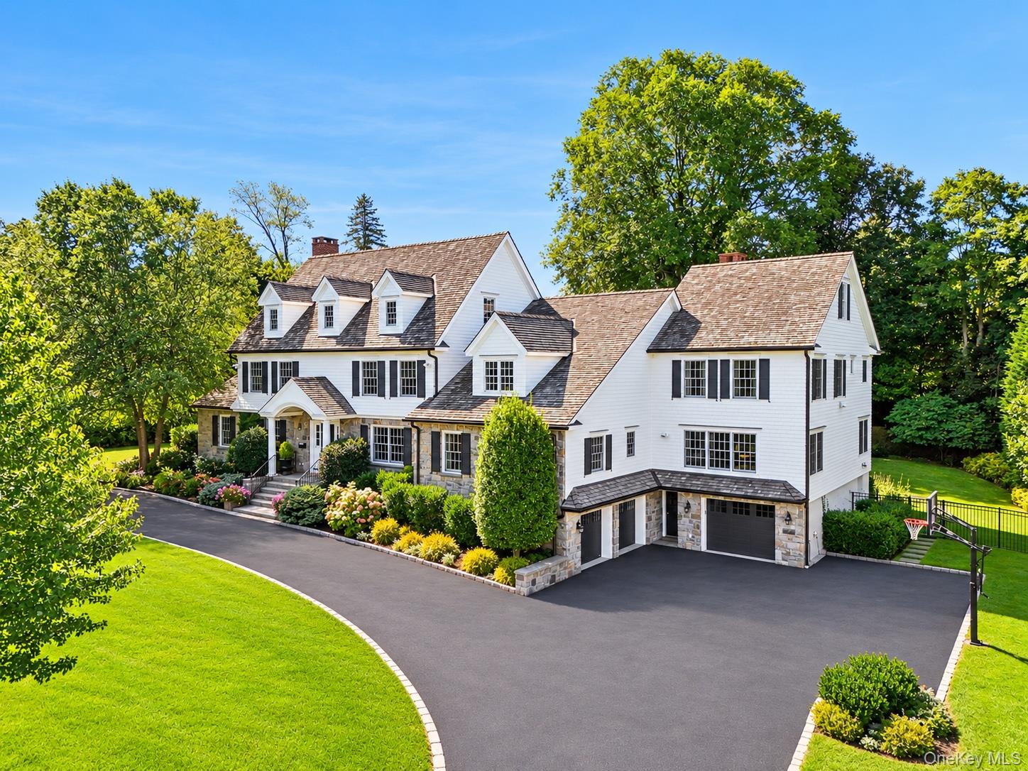 81 Park Drive N, Rye NY 10580